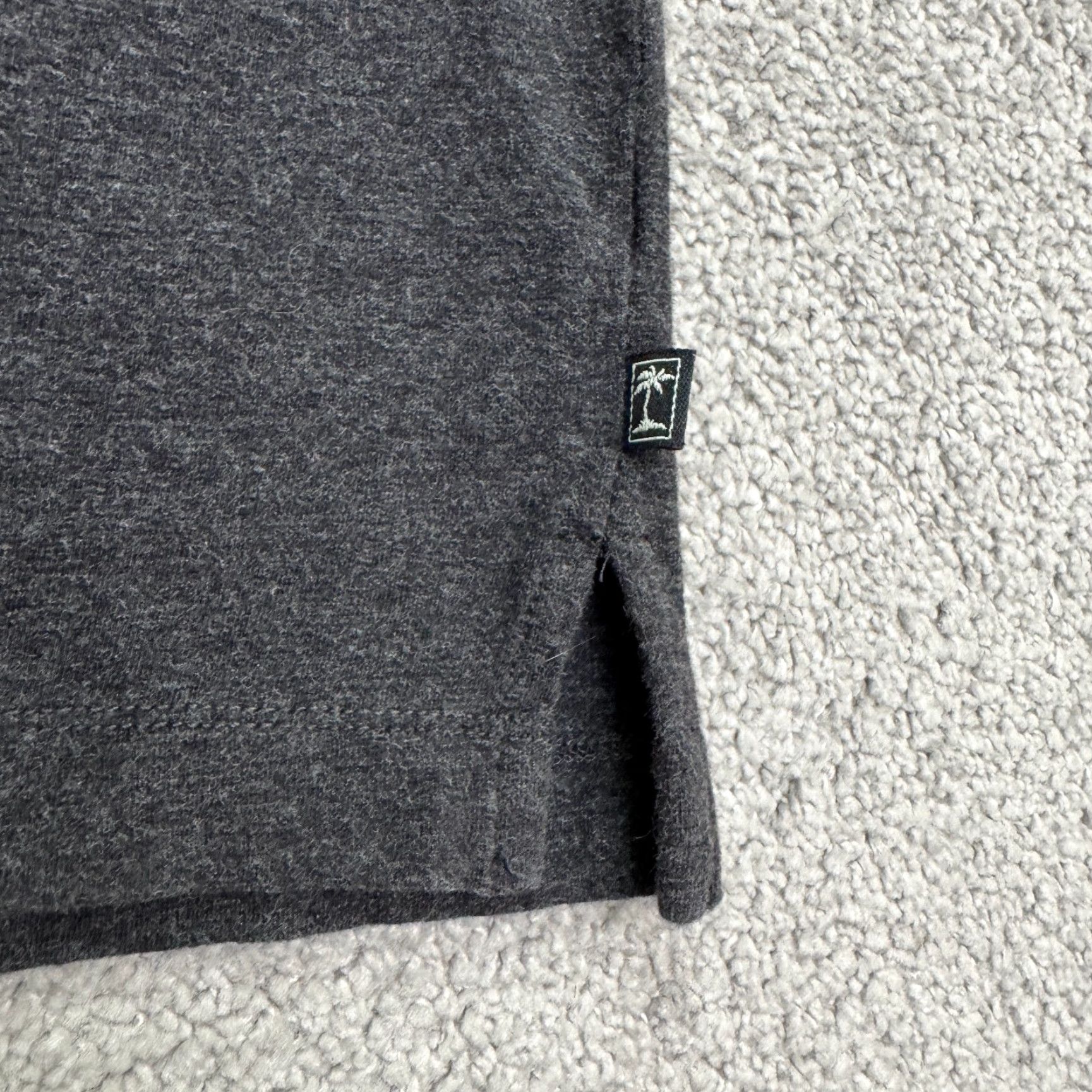 Tommy Bahama Tommy Bahama Polo Shirt Men’s Small Heathered Dark Gray Cotton Blend Long Sleeve Casual Shirt Holiday, Golf, Preppy, Classic, coastal Mens Small Gray Size US S / EU 44-46 / 1 - 5 Thumbnail
