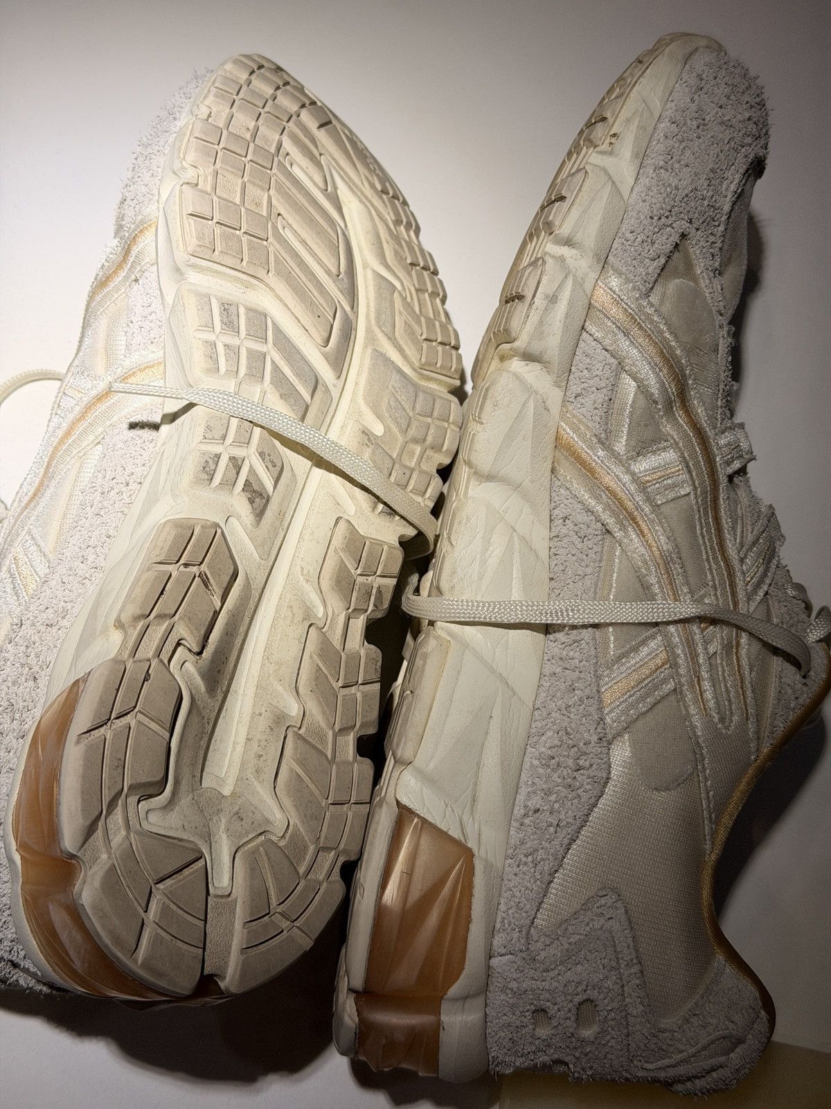 Asics ASICS fluffy sneakers Size US 10.5 / EU 43-44 - 7 Thumbnail