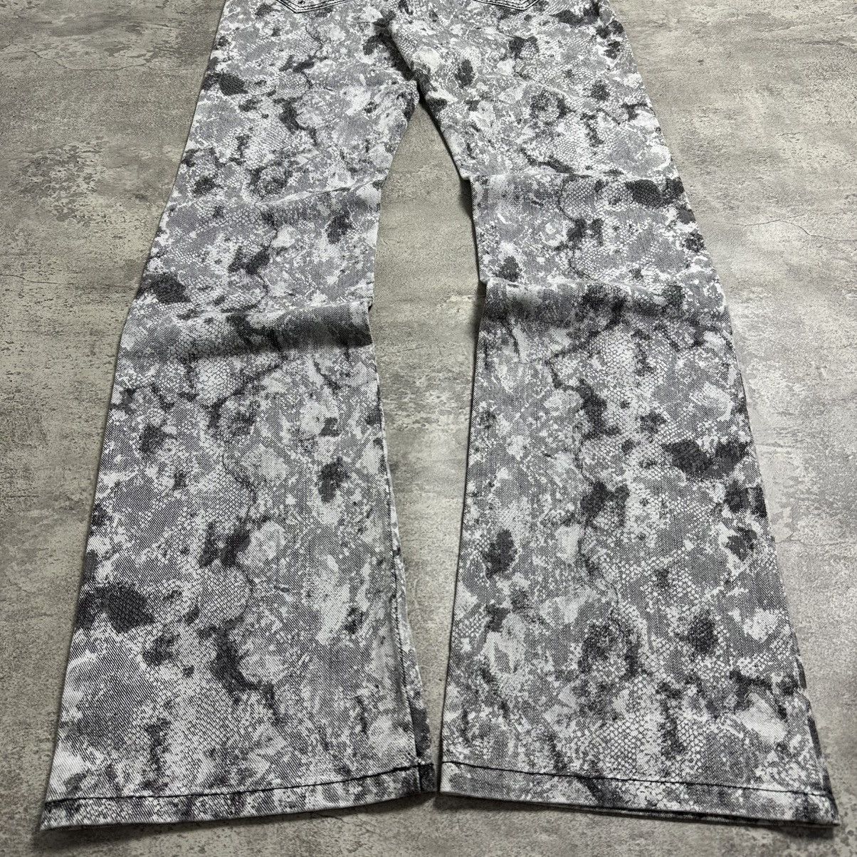 semanticdesign Vintage semanticdesign snake flared pants Size US 32 / EU 48 - 15 Thumbnail