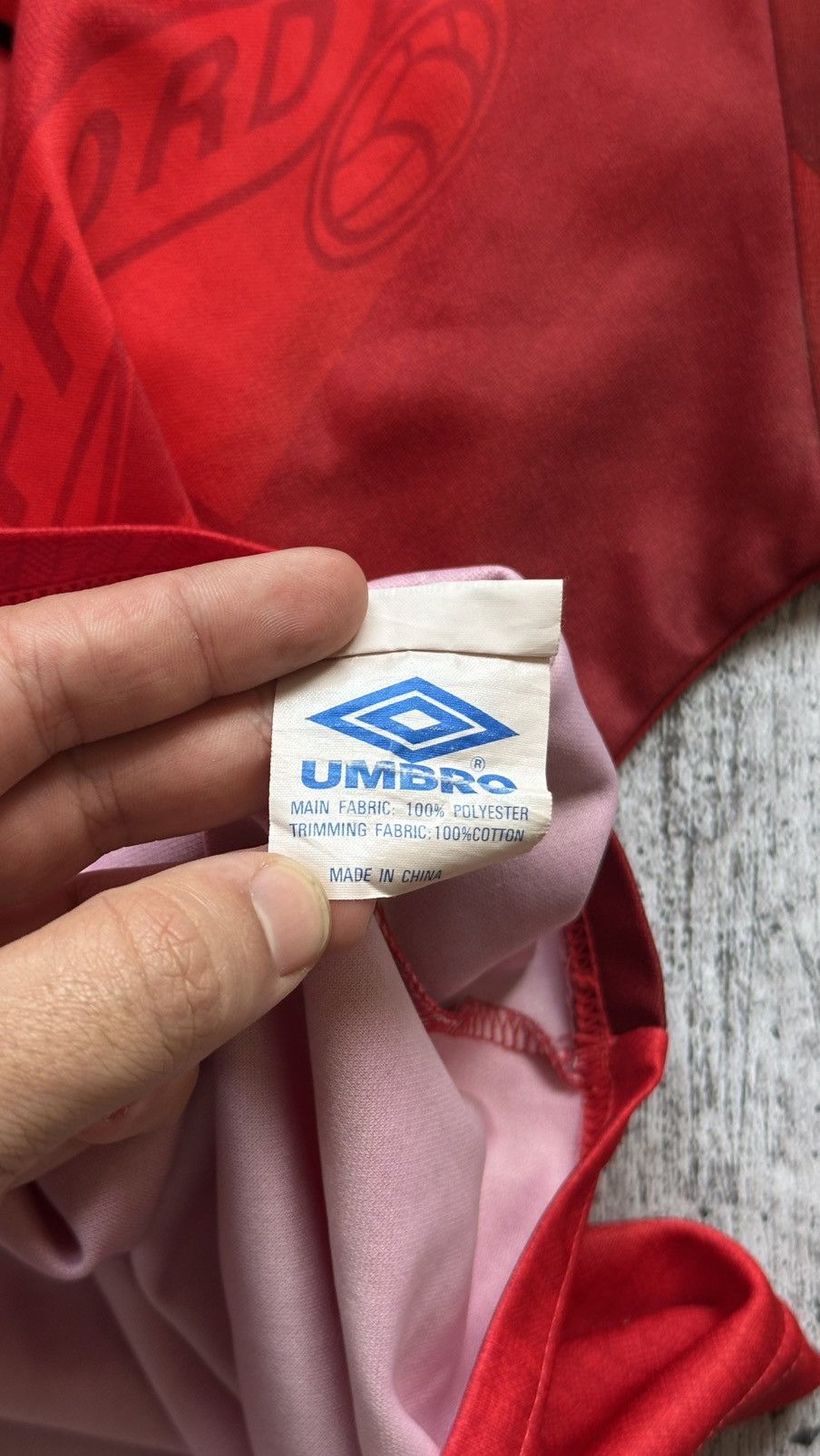 Umbro 1996/98 Umbro Manchester United Vintage Home Soccer Jersey Size US L / EU 52-54 / 3 - 13 Thumbnail