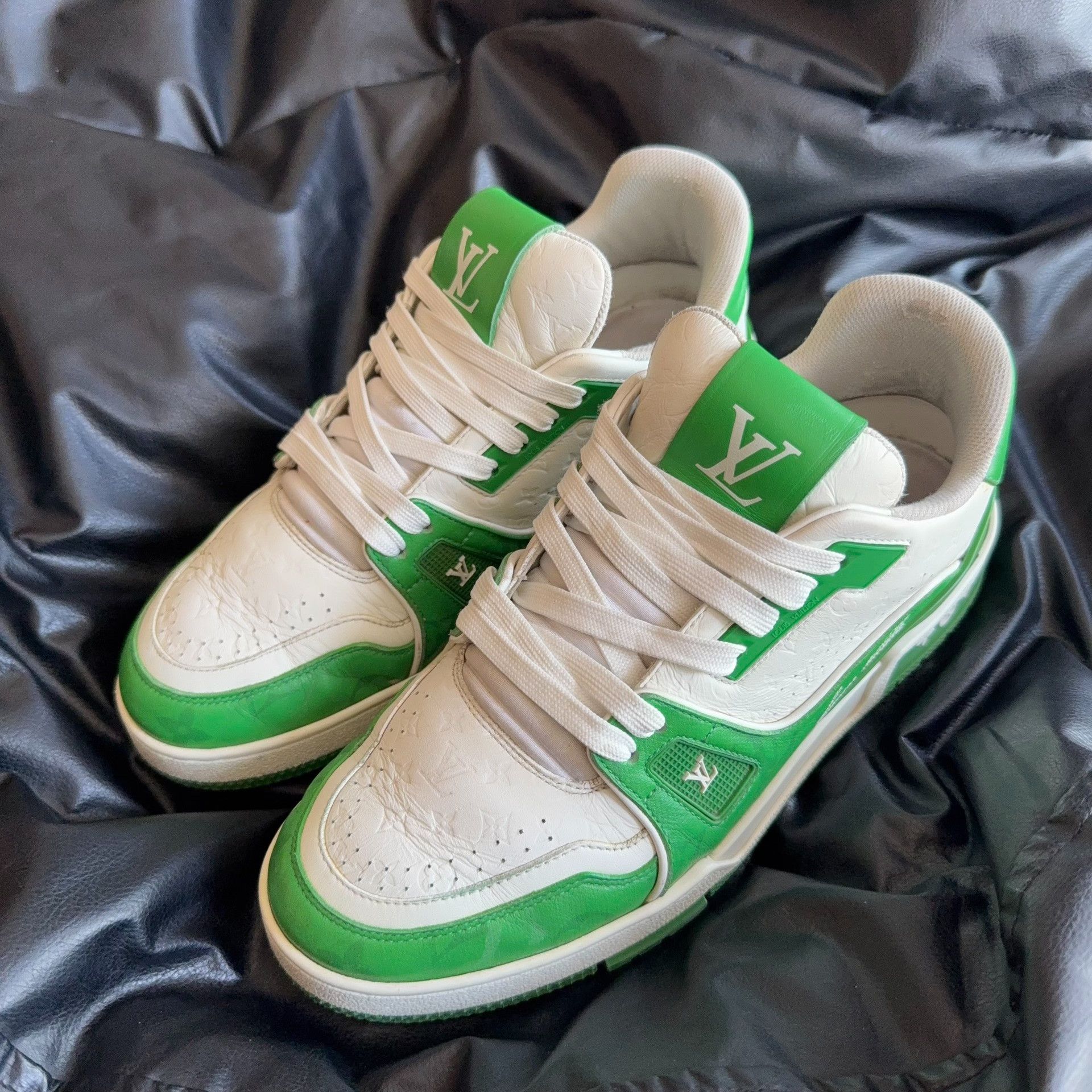 Louis Vuitton Louis Vuitton Training Green Lowtop Sneakers 7.5 Men Size US 7.5 / EU 40-41 - 1 Thumbnail