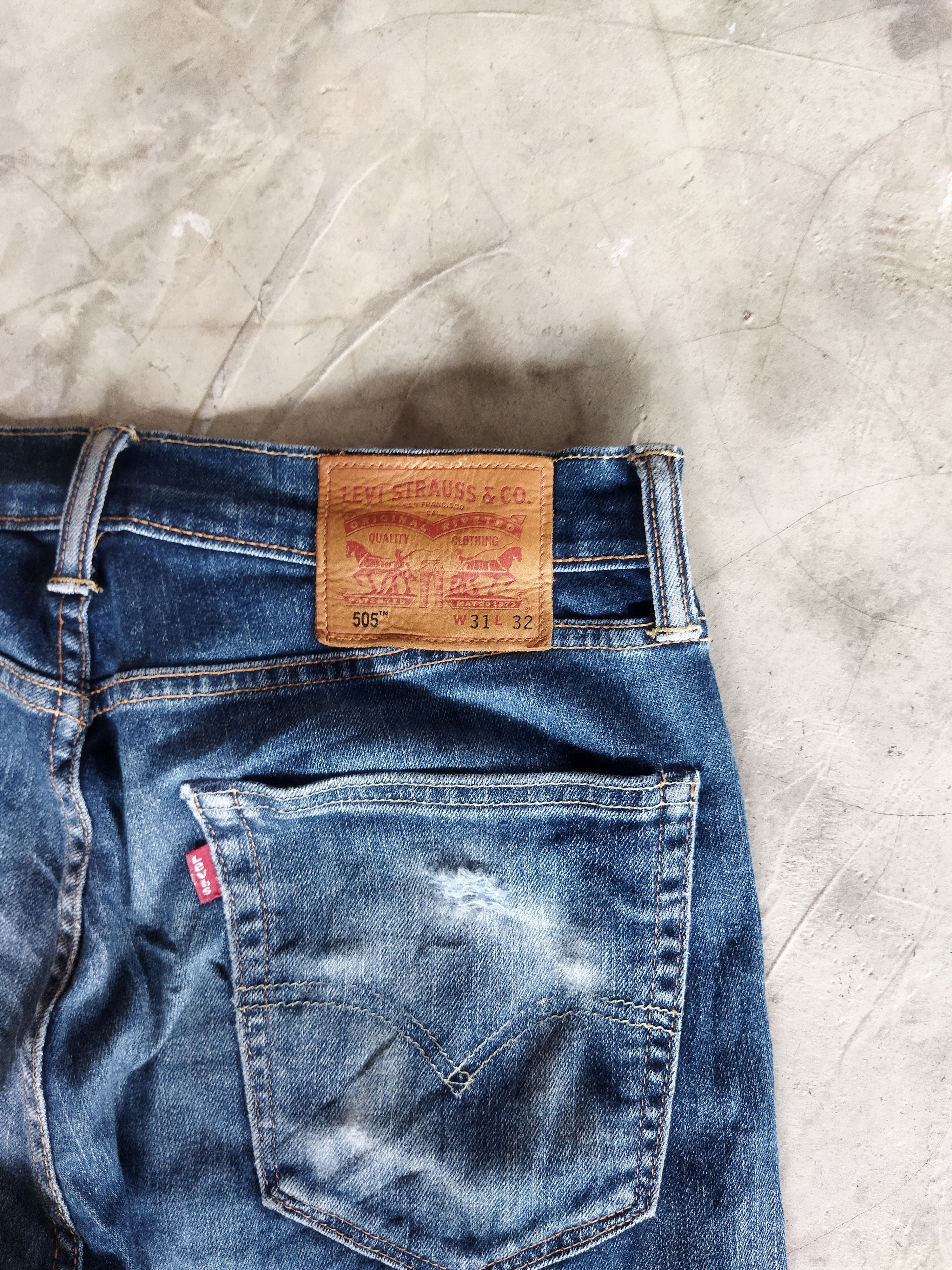Levi's × Vintage VINTAGE LEVIS 505 DISTRESSED BLUE JEANS PANTS Size US 30 / EU 46 - 10 Thumbnail