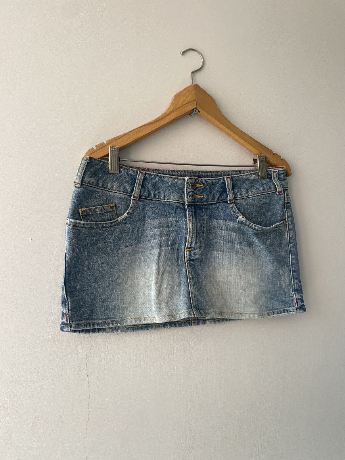 Vintage y2k Fiorucci skirt Size 27" / US 4 / IT 40 - 9 Thumbnail