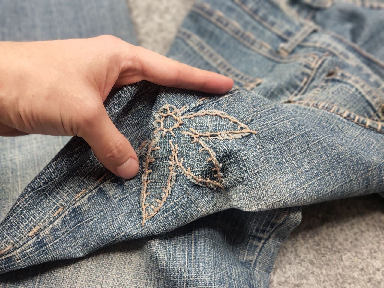 If Six Was Nine Yendi Paris Vintage Y2K Style Flared Denim Low Rise Jeans Size 42" / US 20 - 13 Thumbnail