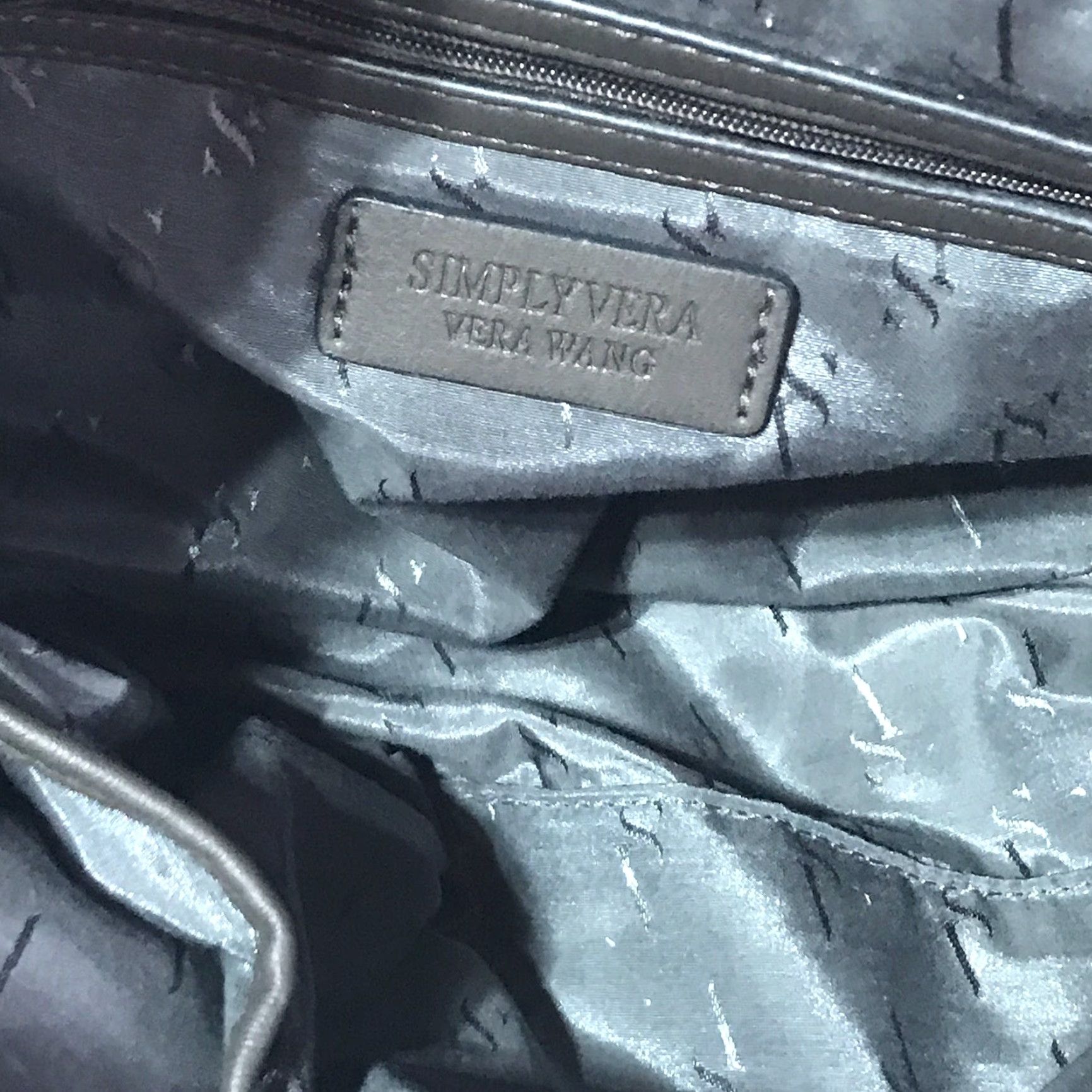 Vintage VINTAGE Simply Vera Vera Wang Shoulder Bag Women Large Gray Faux Leather 15x9 Crossbody Chain Size ONE SIZE - 4 Thumbnail