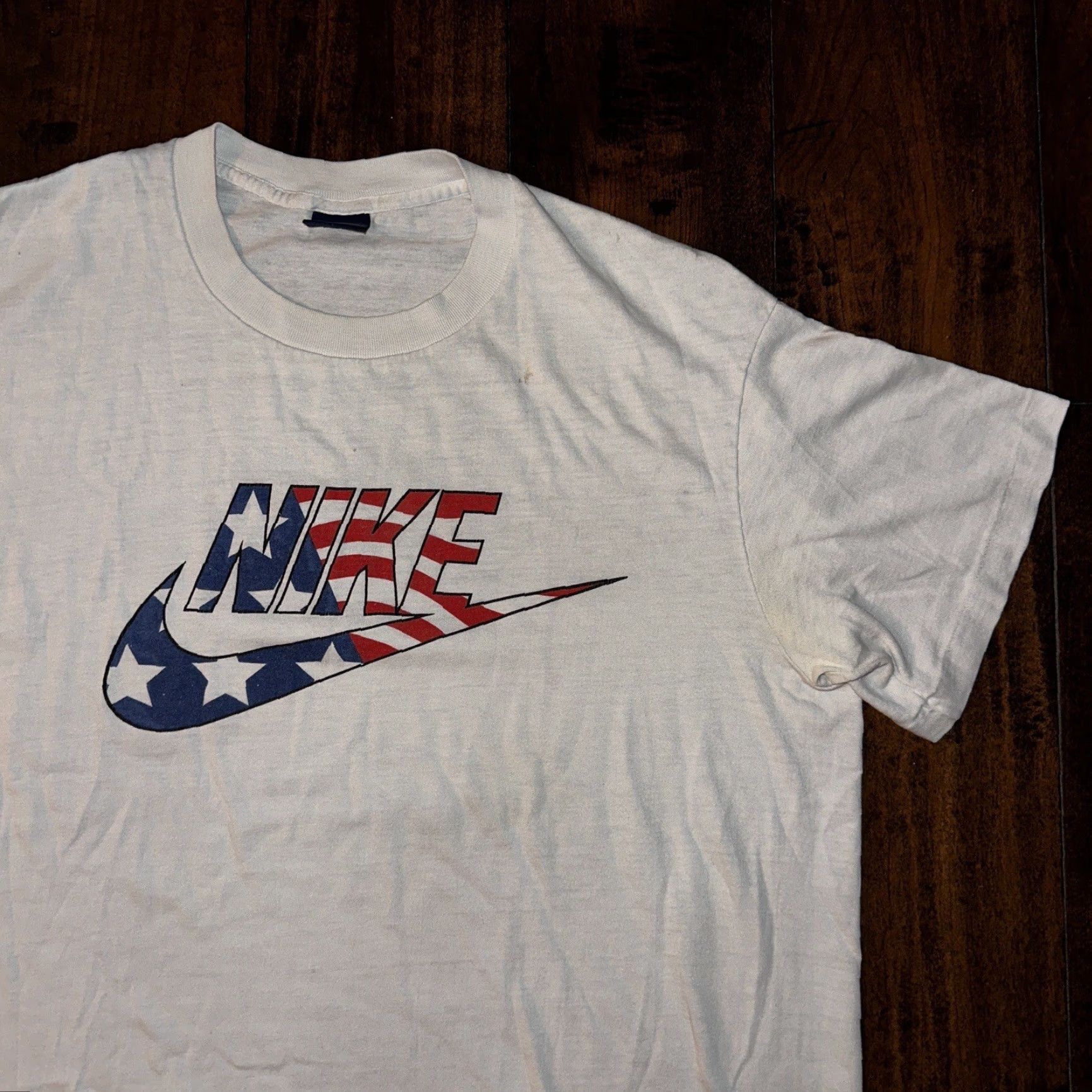 Nike VINTAGE Nike T-Shirt Main USA Flag City Series G-Printed Crew Neck Short Sleeve Men L Blue/White 80s 90s Fans Shirt Mens Size L Size US L / EU 52-54 / 3 - 3 Thumbnail