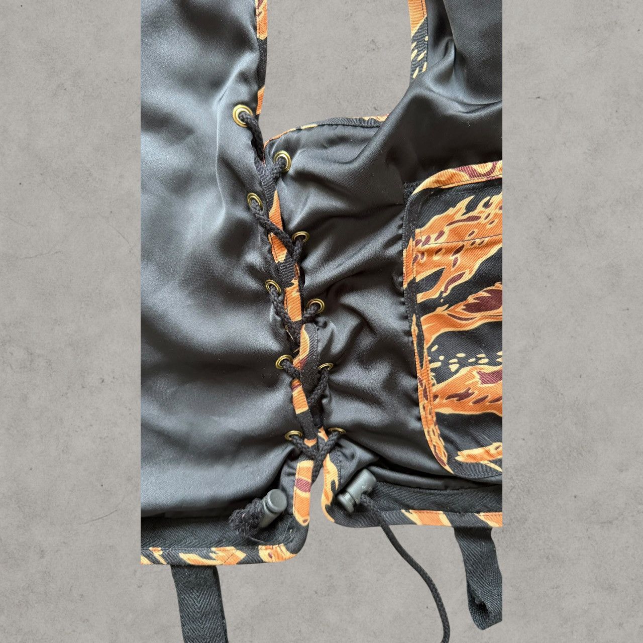 MCM MCM x Phenomenon Orange Black Tactical Camo Vest Sz L Size US L / EU 52-54 / 3 - 5 Thumbnail