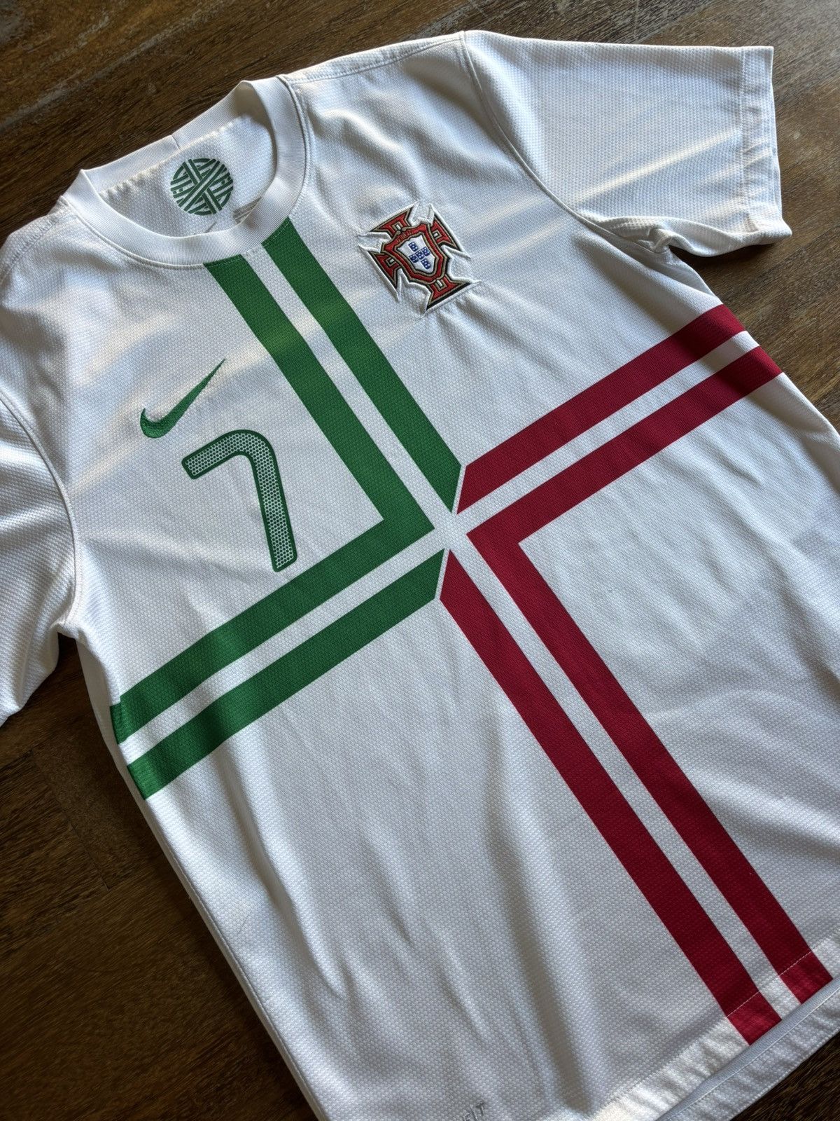 Nike Portugal 2012 Ronaldo 7 Original Nike Size US M / EU 48-50 / 2 - 4 Thumbnail