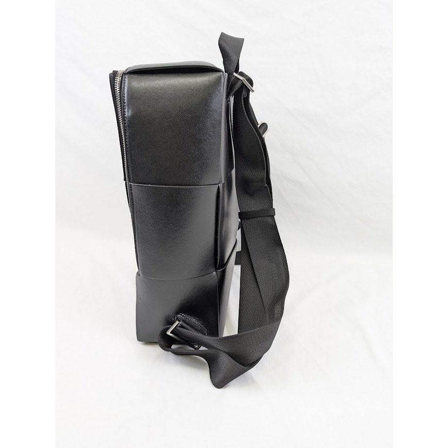 Bottega Veneta o1rshd1 Size: OS / Urban Leather Backpack in Black/Silver Size ONE SIZE - 16 Thumbnail