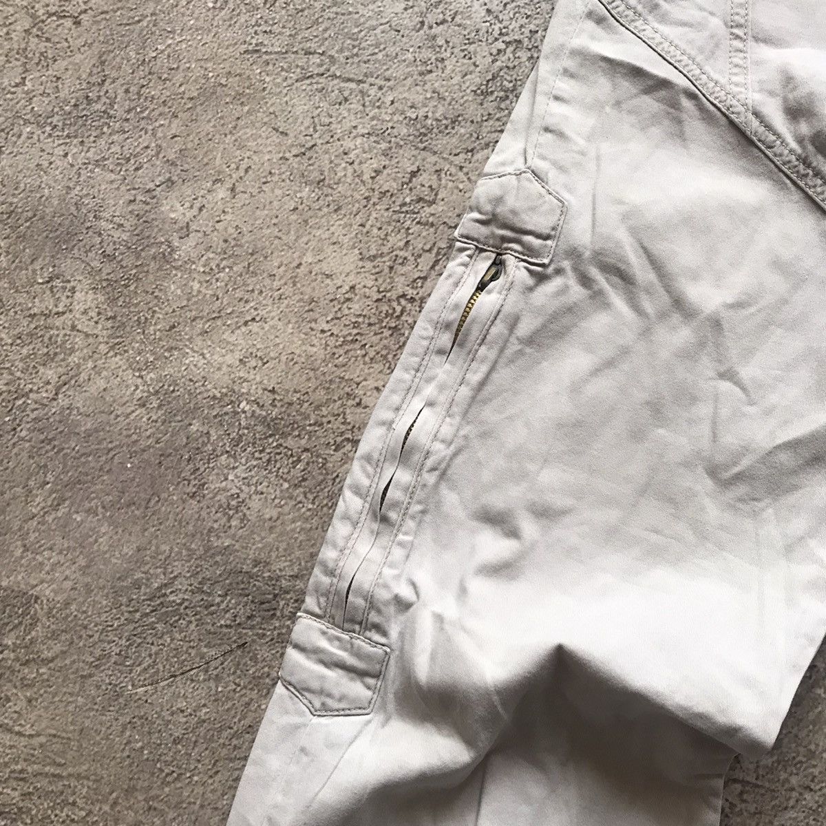 Vintage Vintage 90s Japanese Baggy Cargo Pants Skater Grunge Logo 28 Size 28" / US 6 / IT 42 - 3 Thumbnail