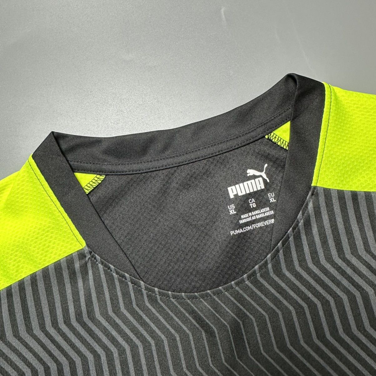 Puma BORUSSIA DORTMUND PUMA 2021/2022 FOOTBALL TRAINING JERSEY Size US XL / EU 56 / 4 - 5 Thumbnail