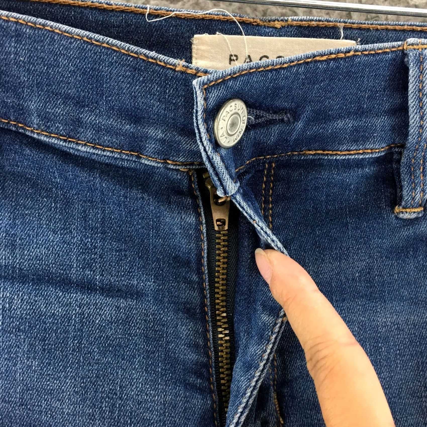 Pacsun Pacsun Jegging Jeans Womens Blue Ripped Denim Mid Rise Zip Fly 31 in. Cotton Blend Stretch Pocket 5-Pocket Regular Size 24" / US 00 / IT 34 - 4 Thumbnail