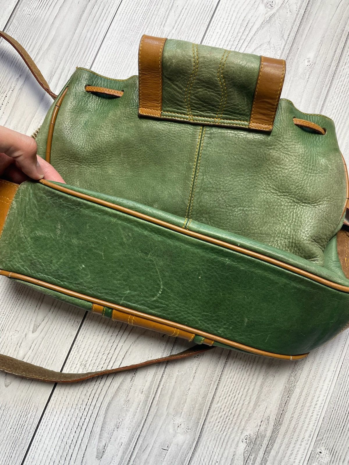 Vintage Vintage Yves Saint Laurent bag green crossbody rare Size ONE SIZE - 11 Thumbnail