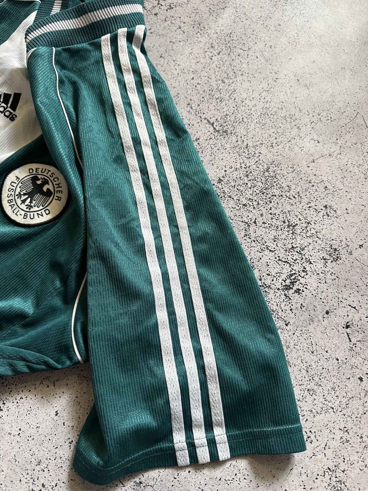 Adidas RARE🔥1998 Vintage Adidas Germany Deutscher Fussball Bund Size US XL / EU 56 / 4 - 8 Thumbnail
