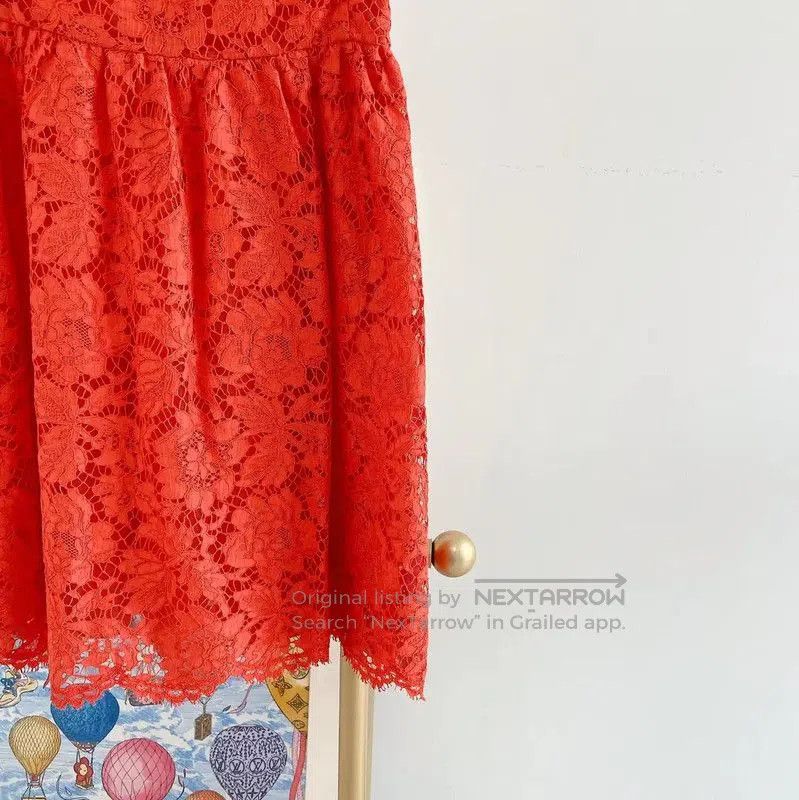 Valentino Valentino Red Lace Sleeveless Dress for Women . Size M / US 6-8 / IT 42-44 - 4 Thumbnail