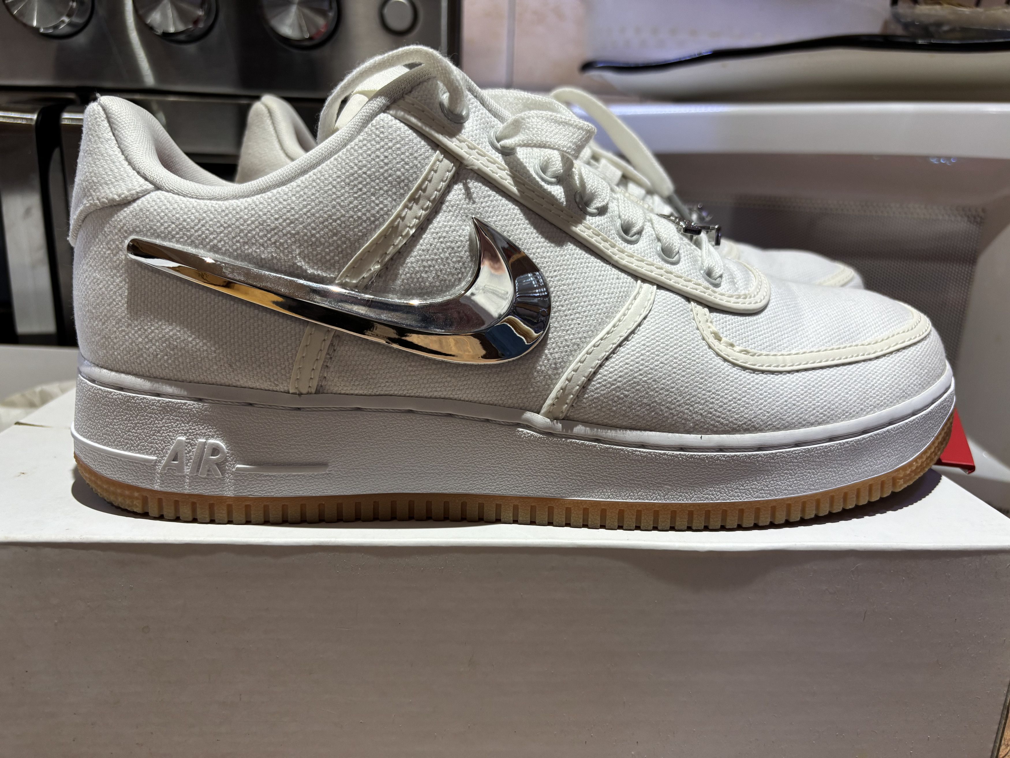 Nike × Travis Scott Nike Air Force 1 Low Travis Scott AF100 Size US 10 / EU 43 - 5 Thumbnail