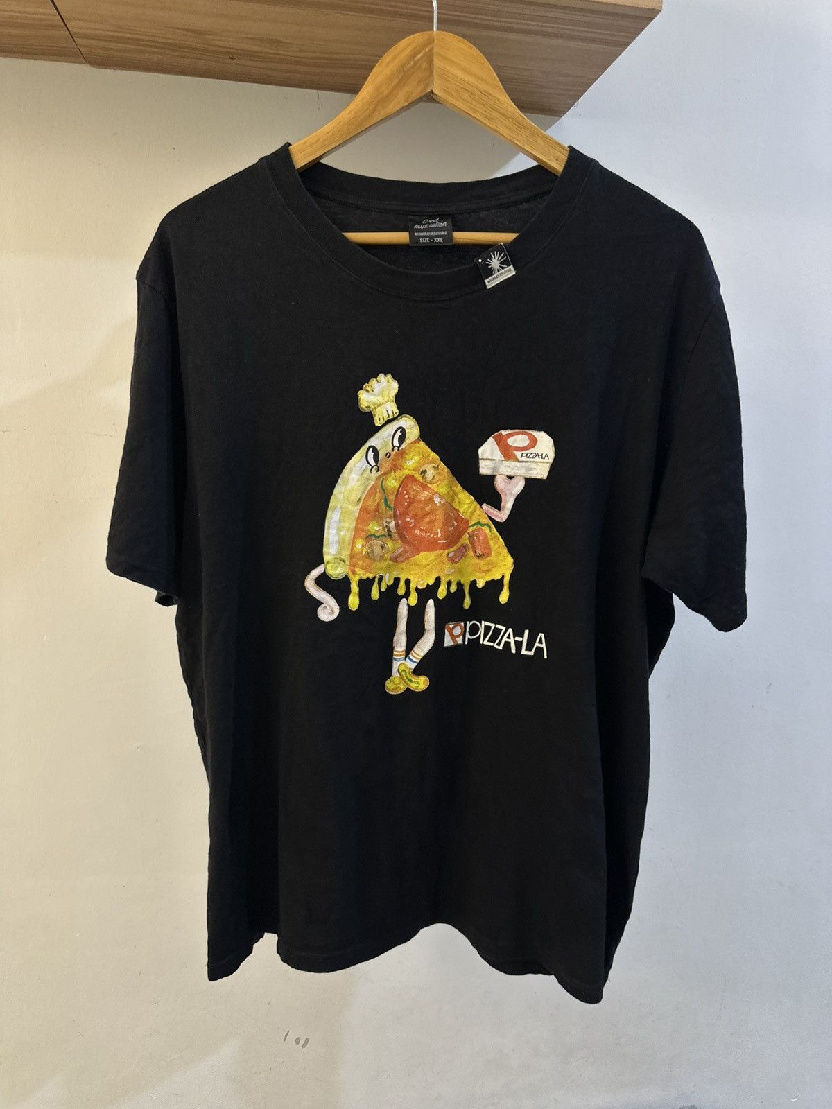 Maison MIHARA YASUHIRO AW21 Miharayasuhiro x Gu Pizza Tee Size US XL / EU 56 / 4 - 2 Thumbnail