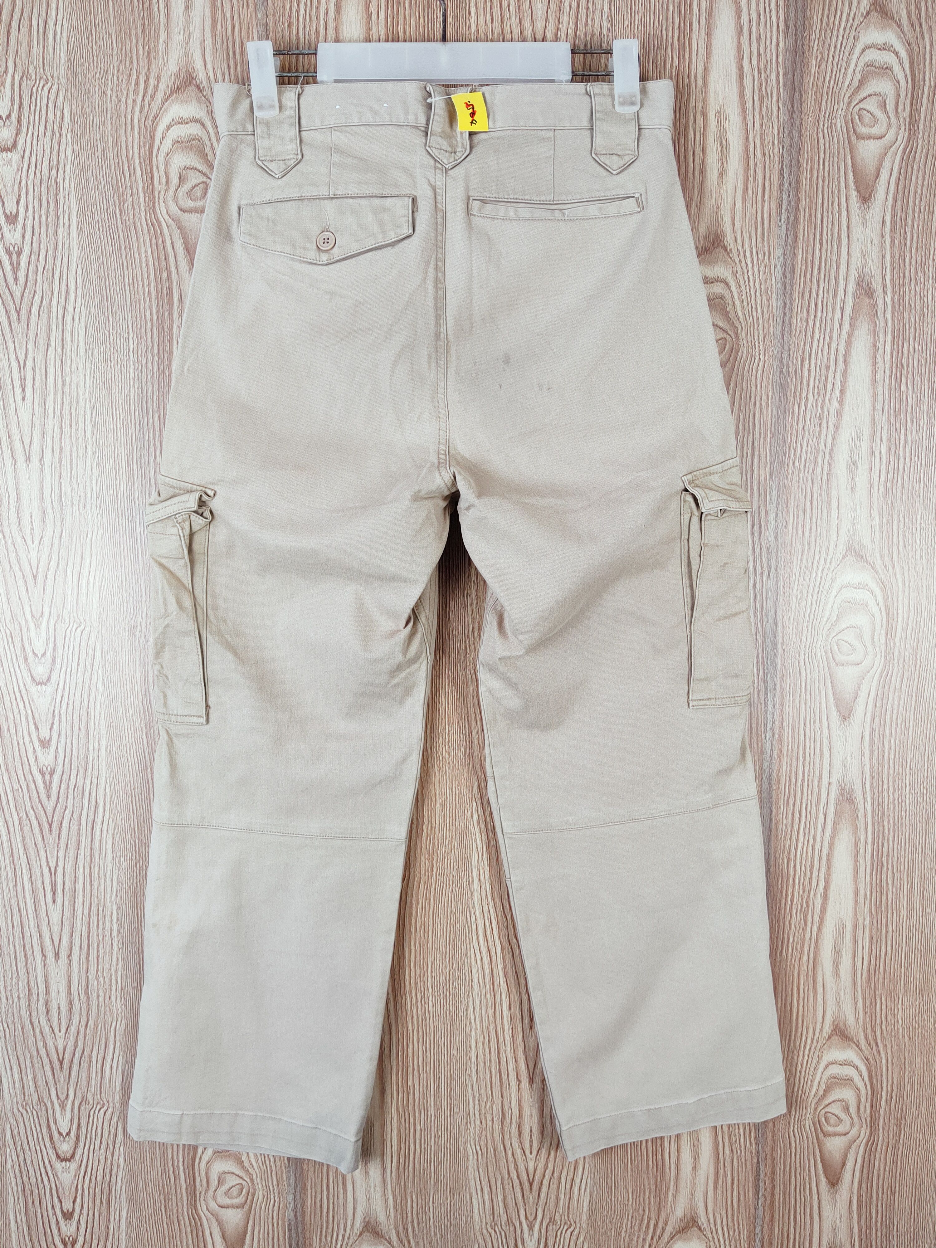 Japanese Brand Japanese Brand Beige Multipocket Tactical Cargo Pants #W454 Size US 29 - 7 Thumbnail
