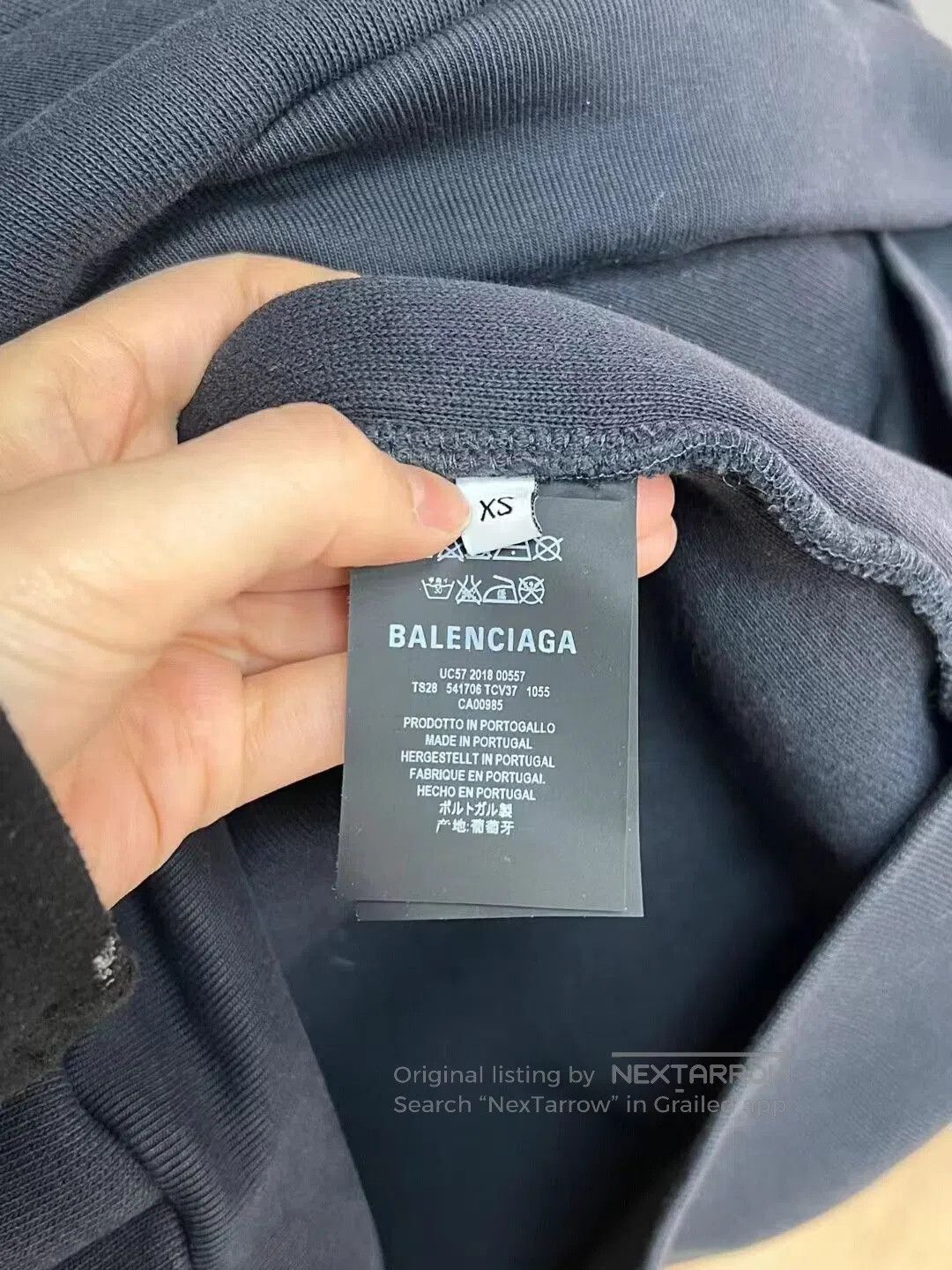 Balenciaga balenciaga oversized hoodie in dark navy. Size US XS / EU 42 / 0 - 4 Thumbnail