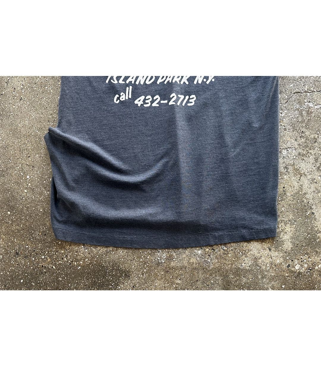 Vintage 90's Vintage S & W Automotive Sleeveless T-Shirt Size US L / EU 52-54 / 3 - 11 Thumbnail