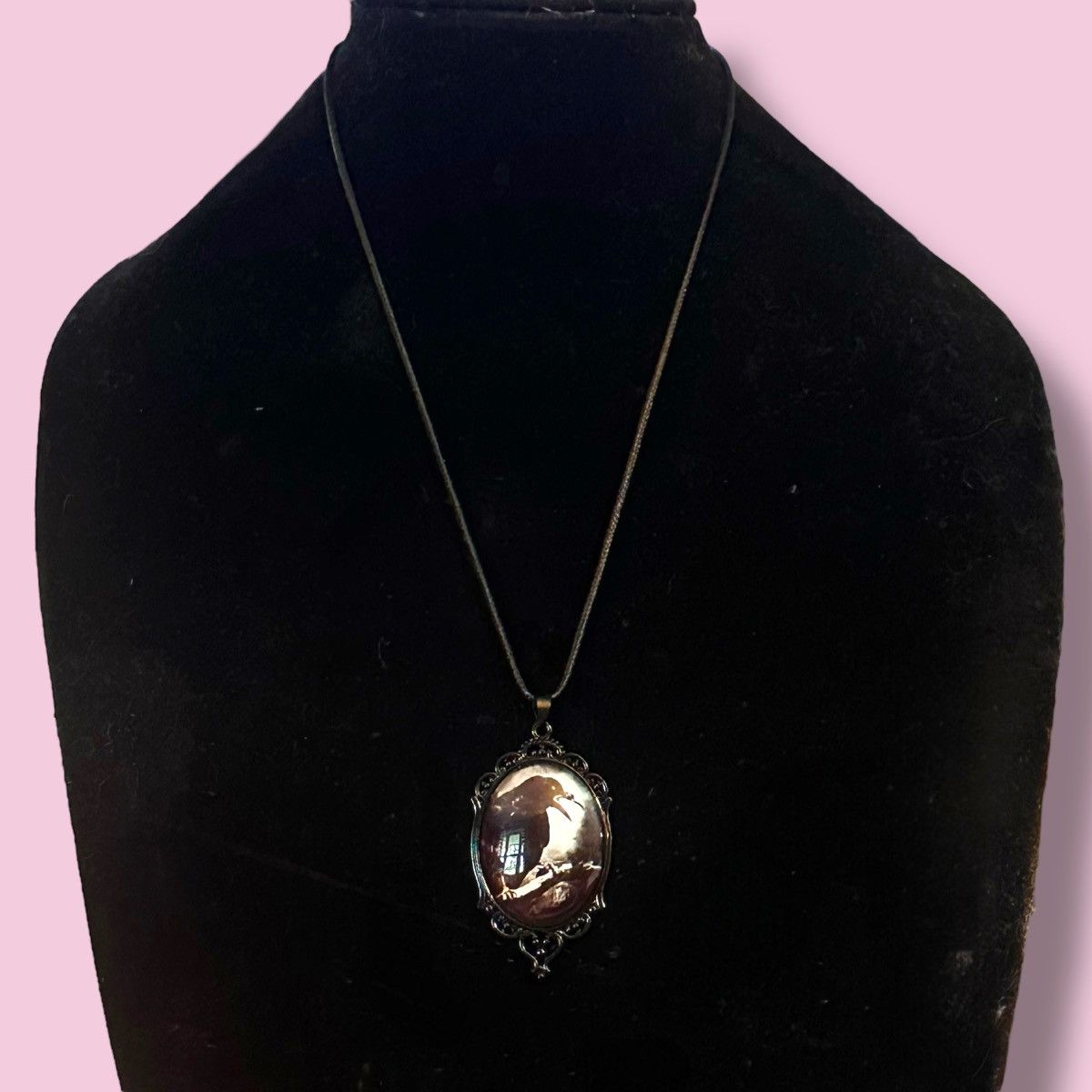Other Cawing black crow gothic pendant necklace Size ONE SIZE - 1 Thumbnail