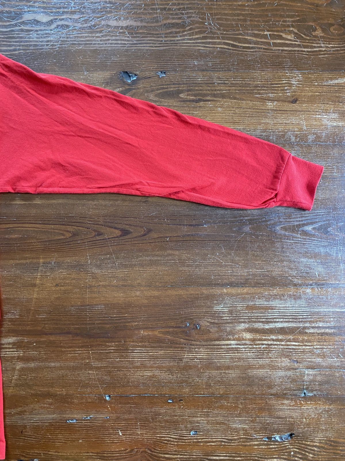 Sessions × Vintage Vintage ‘01 Y2K Sessions Spellout Red Long Sleeve Tee Shirt Size US L / EU 52-54 / 3 - 11 Thumbnail