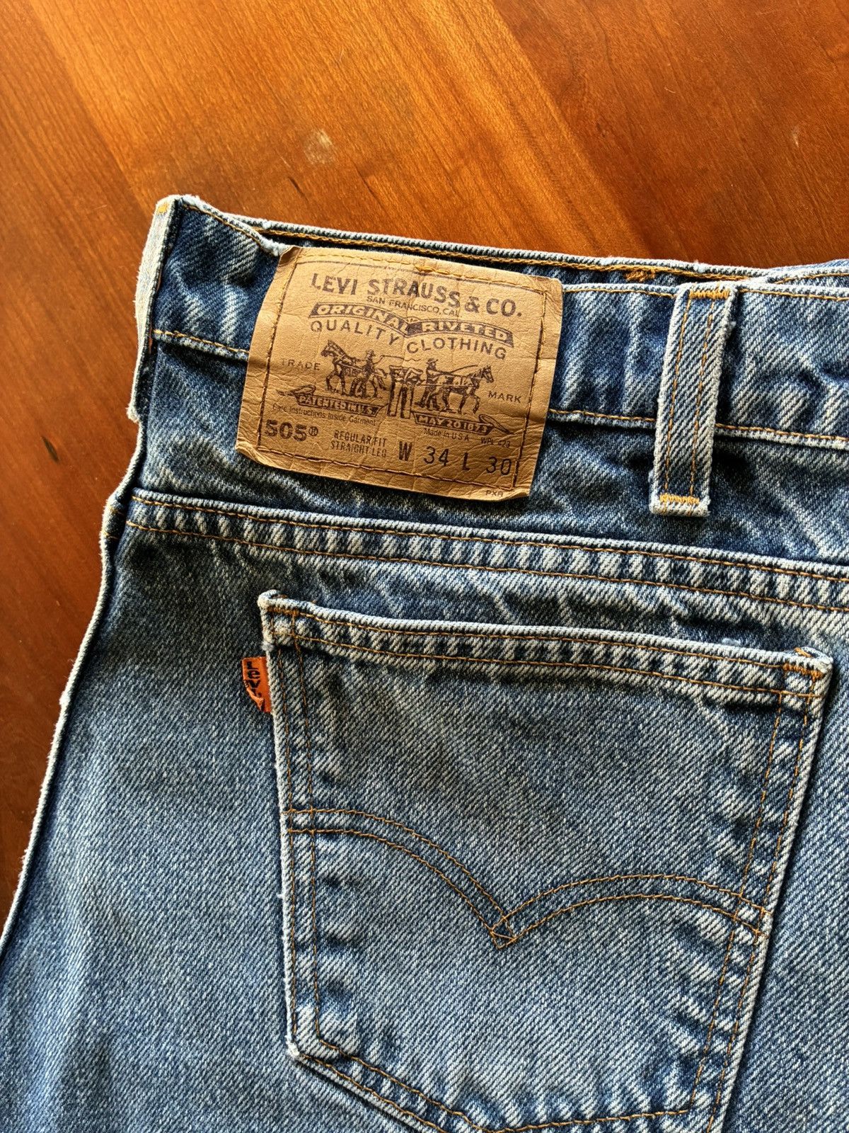 Vintage 90s Levis 505 orange tab denim jeans