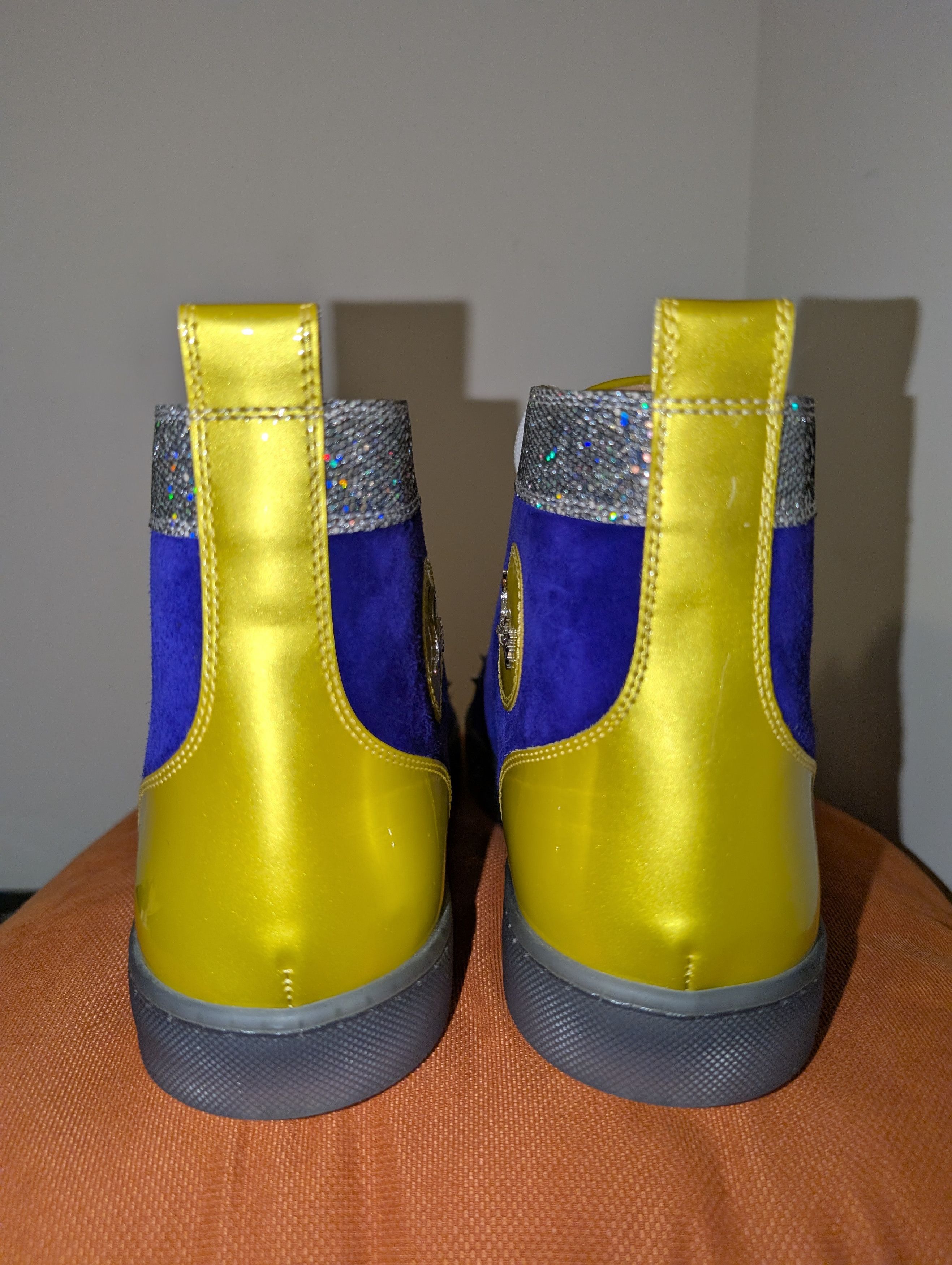 Christian Louboutin Christian Louboutin Suede/Sequins High Top Sneakers Size US 9.5 / EU 42-43 - 9 Thumbnail