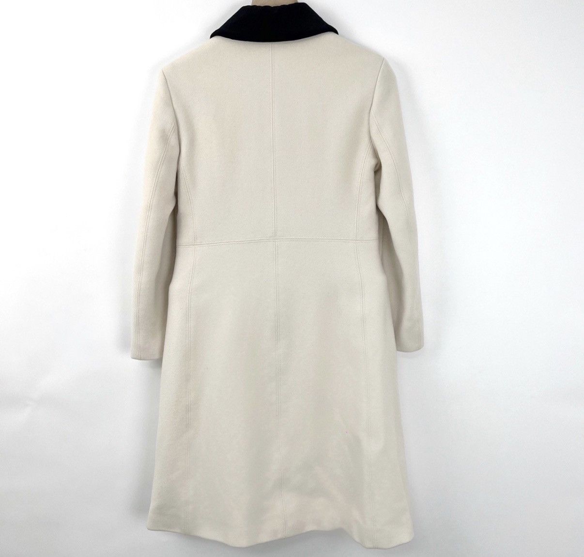 Gucci Gucci/Classic Leopard Head Buckle White Wool Long Coat K12 Size XS / US 0-2 / IT 36-38 - 2 Thumbnail