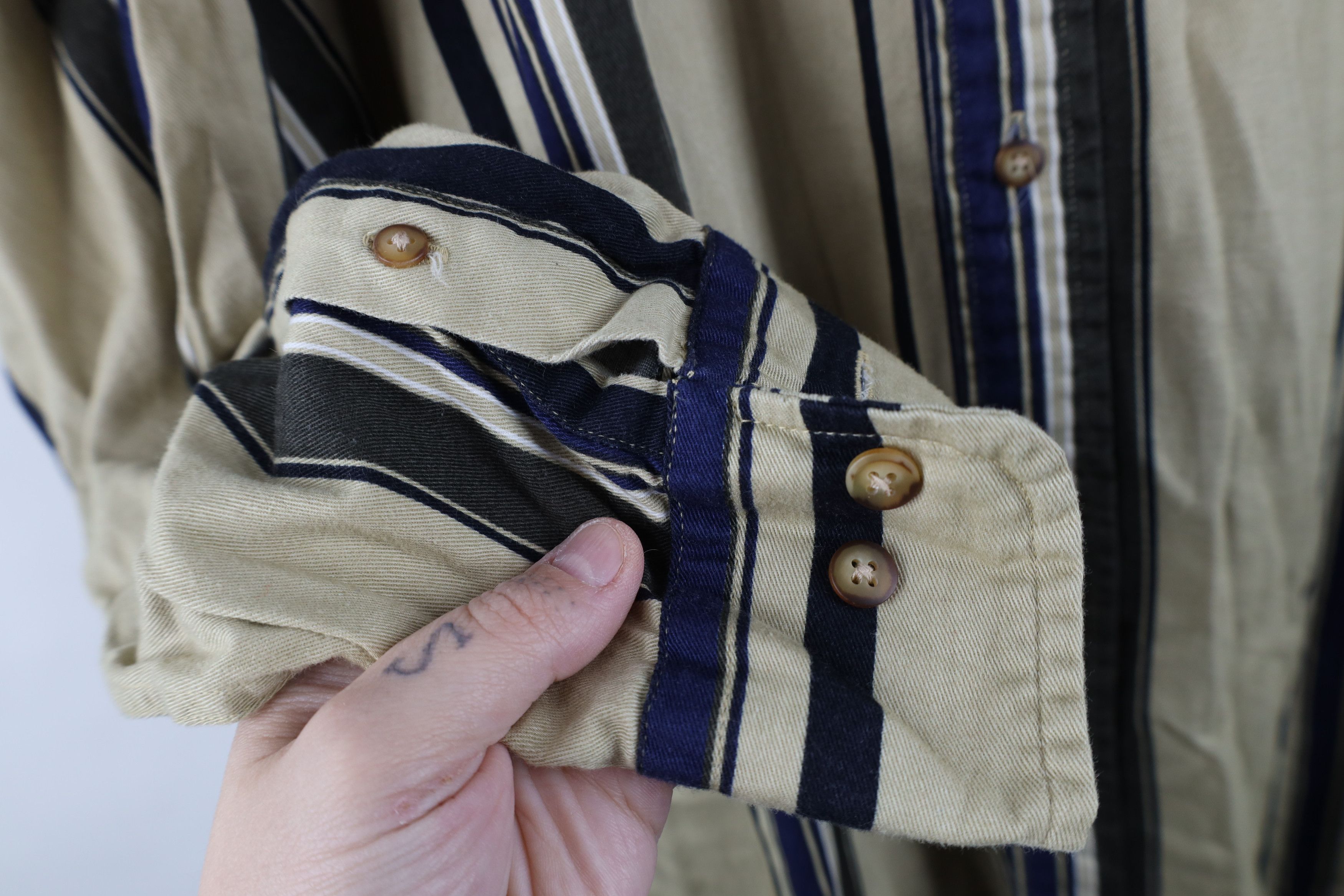 Vintage Vintage 90s Streetwear Block Collared Button Down Shirt Size US XL / EU 56 / 4 - 8 Thumbnail