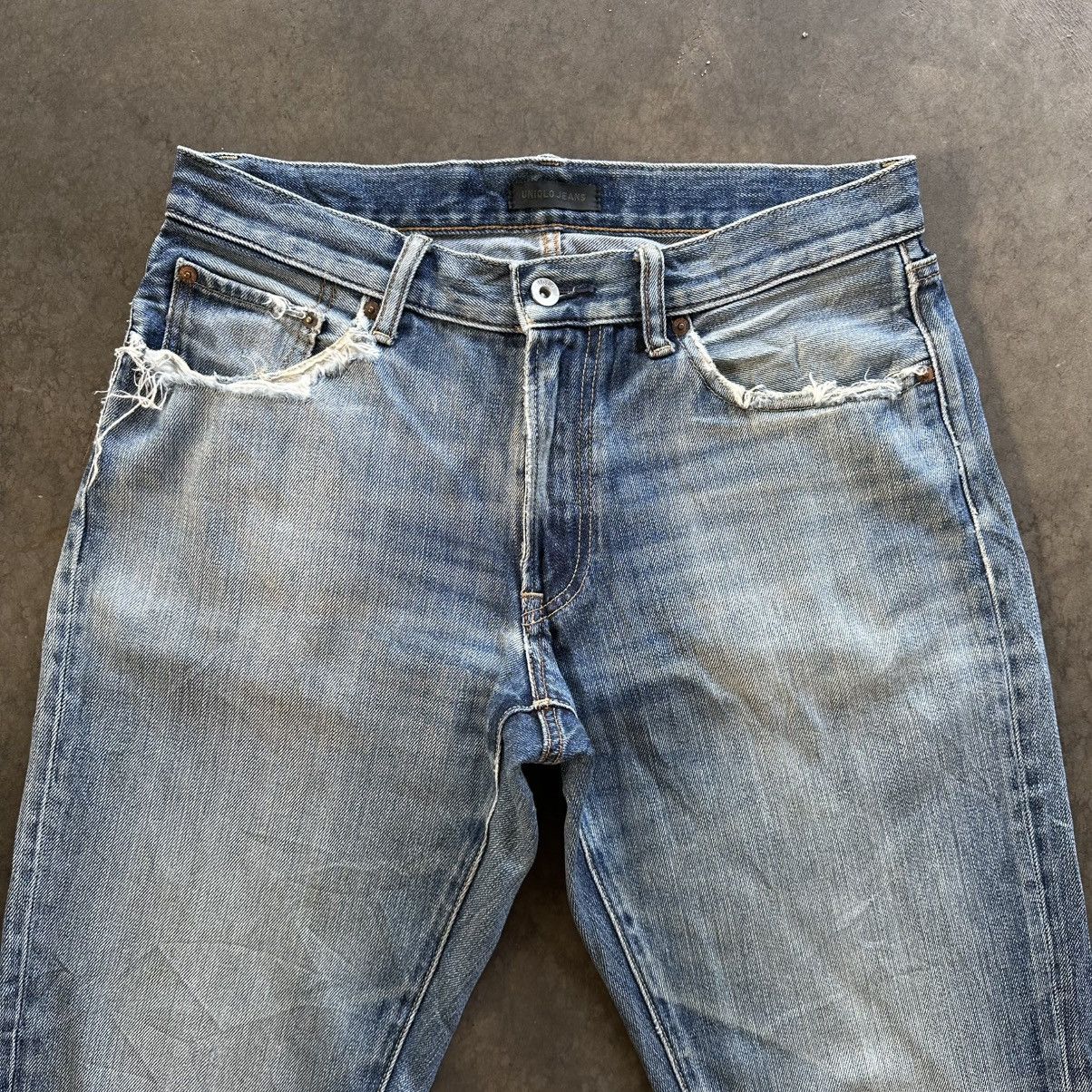Japanese Brand Vintage Japanese Distressed Faded Denim Jean Pant W32 Size US 32 / EU 48 - 3 Thumbnail