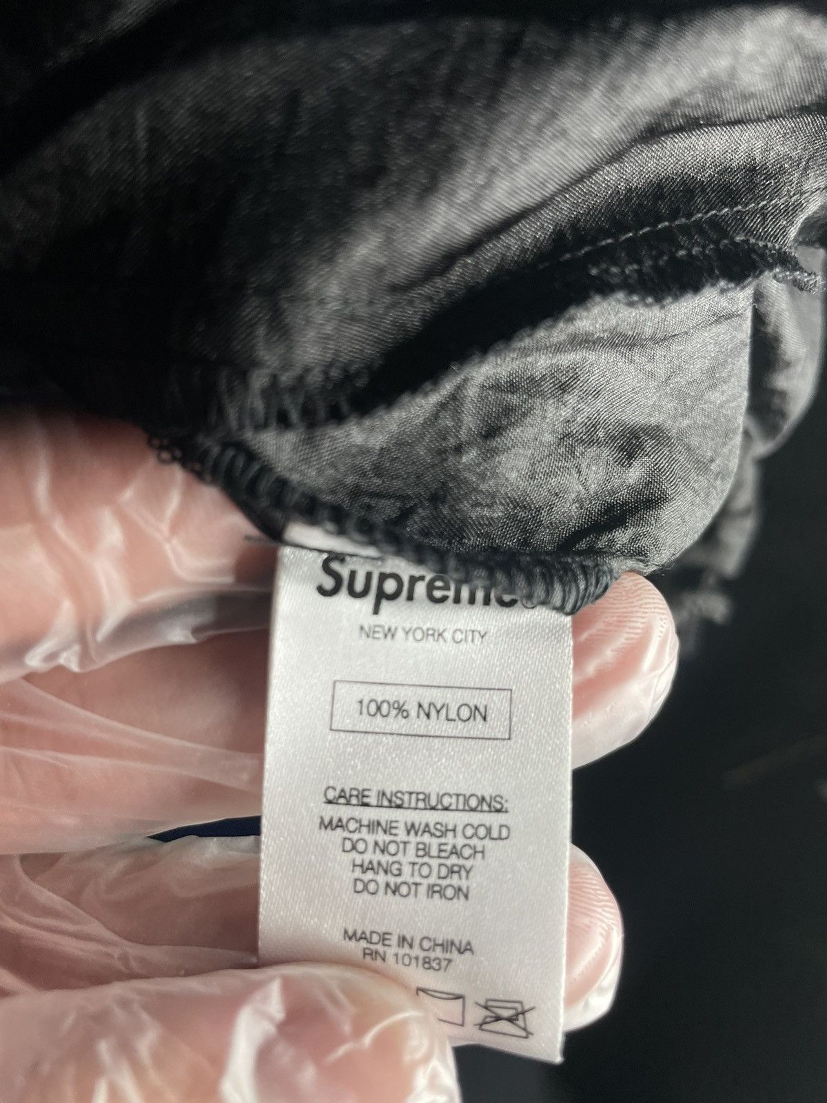 Supreme × Vintage Supreme Nylon Packable Poncho Black Size US L / EU 52-54 / 3 - 4 Thumbnail