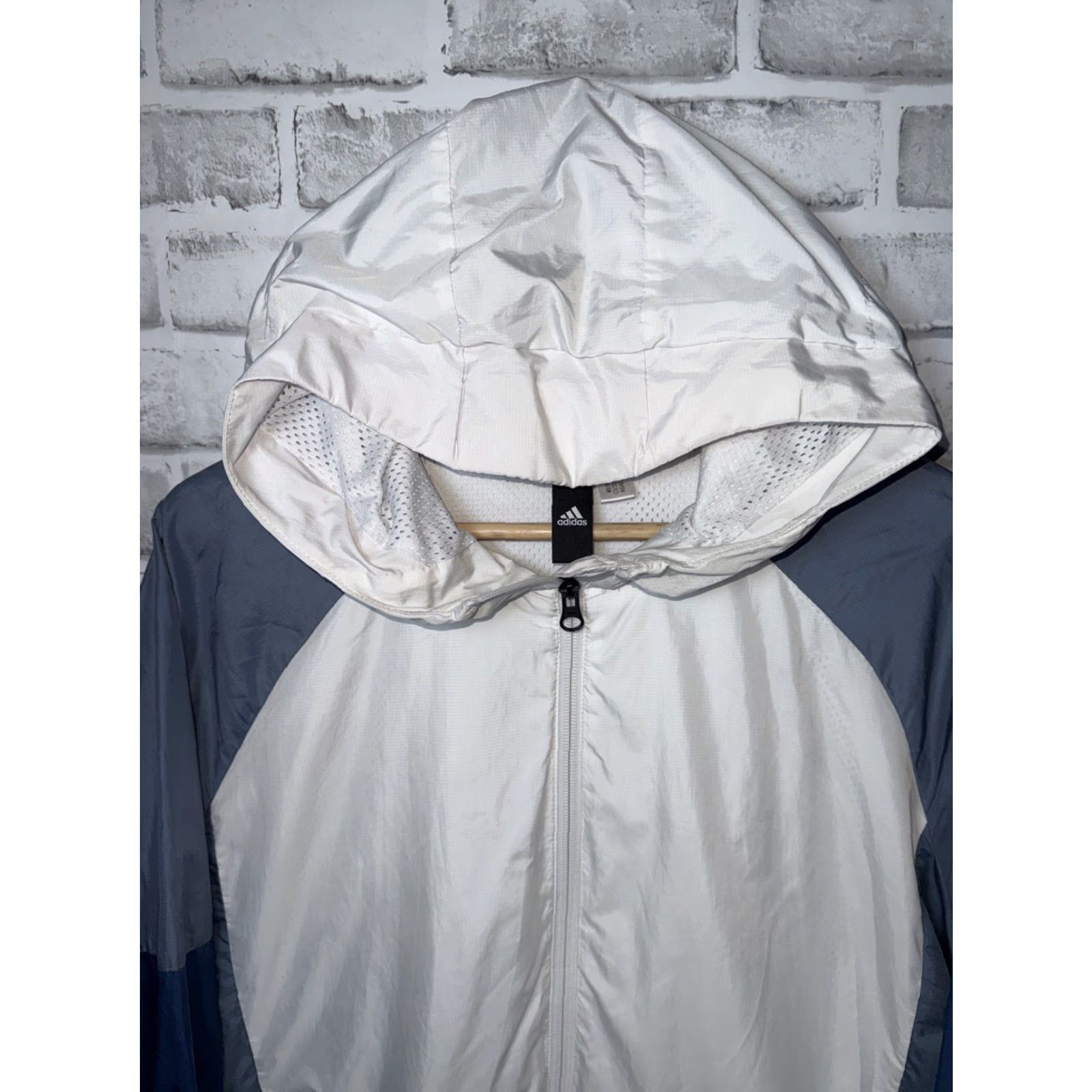 Adidas Adidas Jacket Men XL White Blue Windbreaker Woven Shell Run ID Mens Size US XL / EU 56 / 4 - 2 Thumbnail