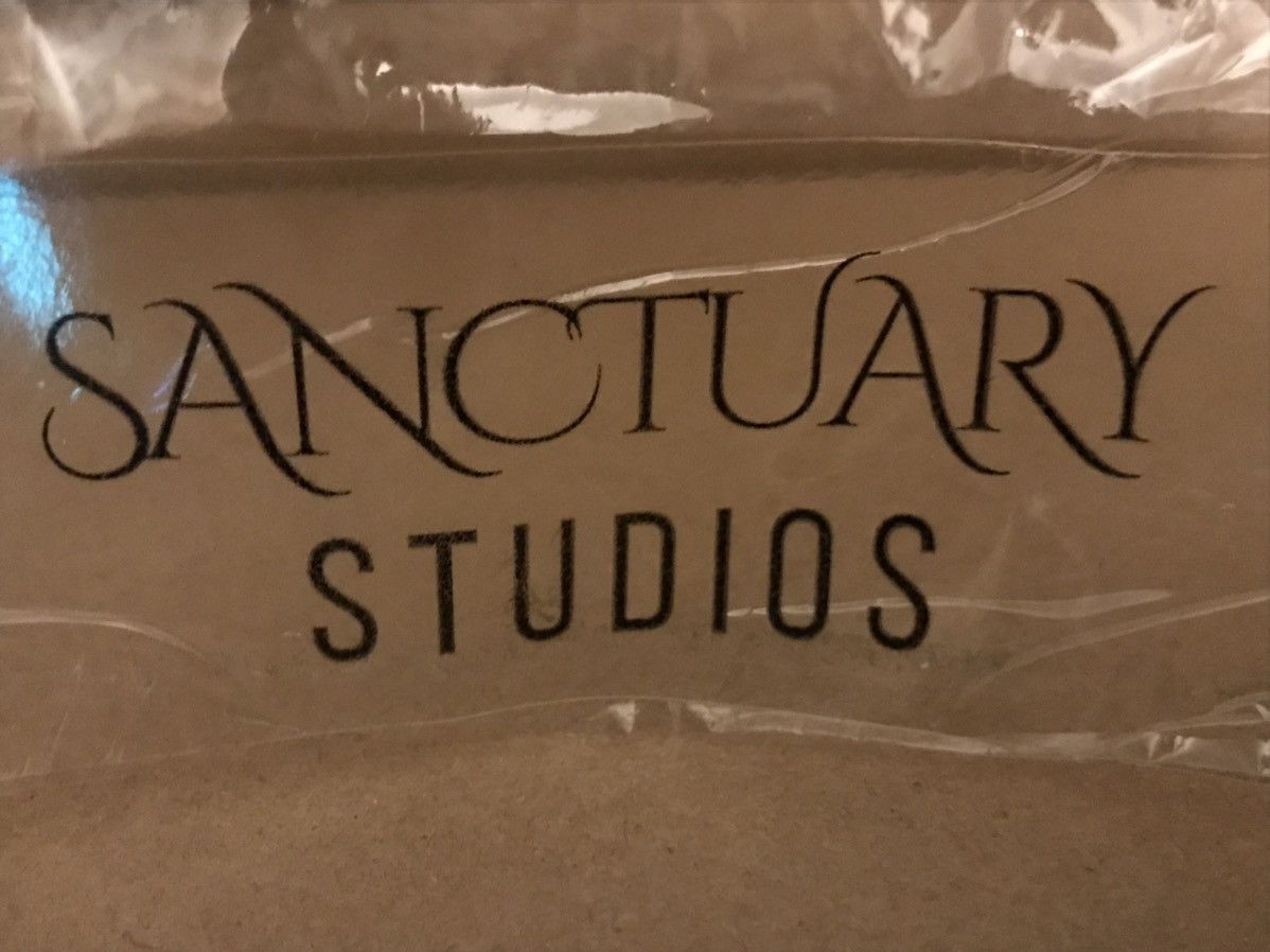 Handmade SANCTUARY STUDIOS distressed tee US MENS LARGE NEW Size US L / EU 52-54 / 3 - 6 Thumbnail