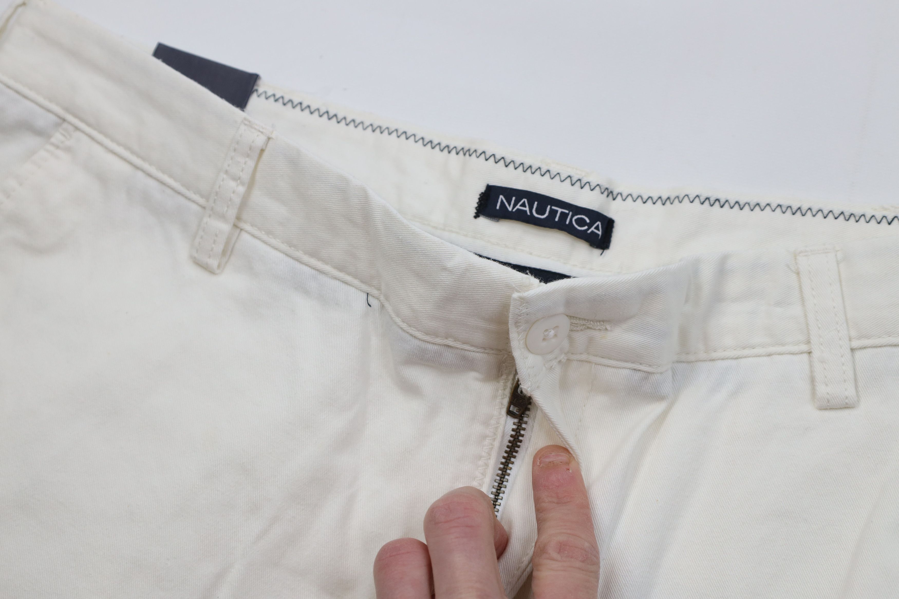 Nautica Deadstock Vintage Y2K Nautica Chino Golf Shorts White Cotton Size US 38 / EU 54 - 5 Thumbnail