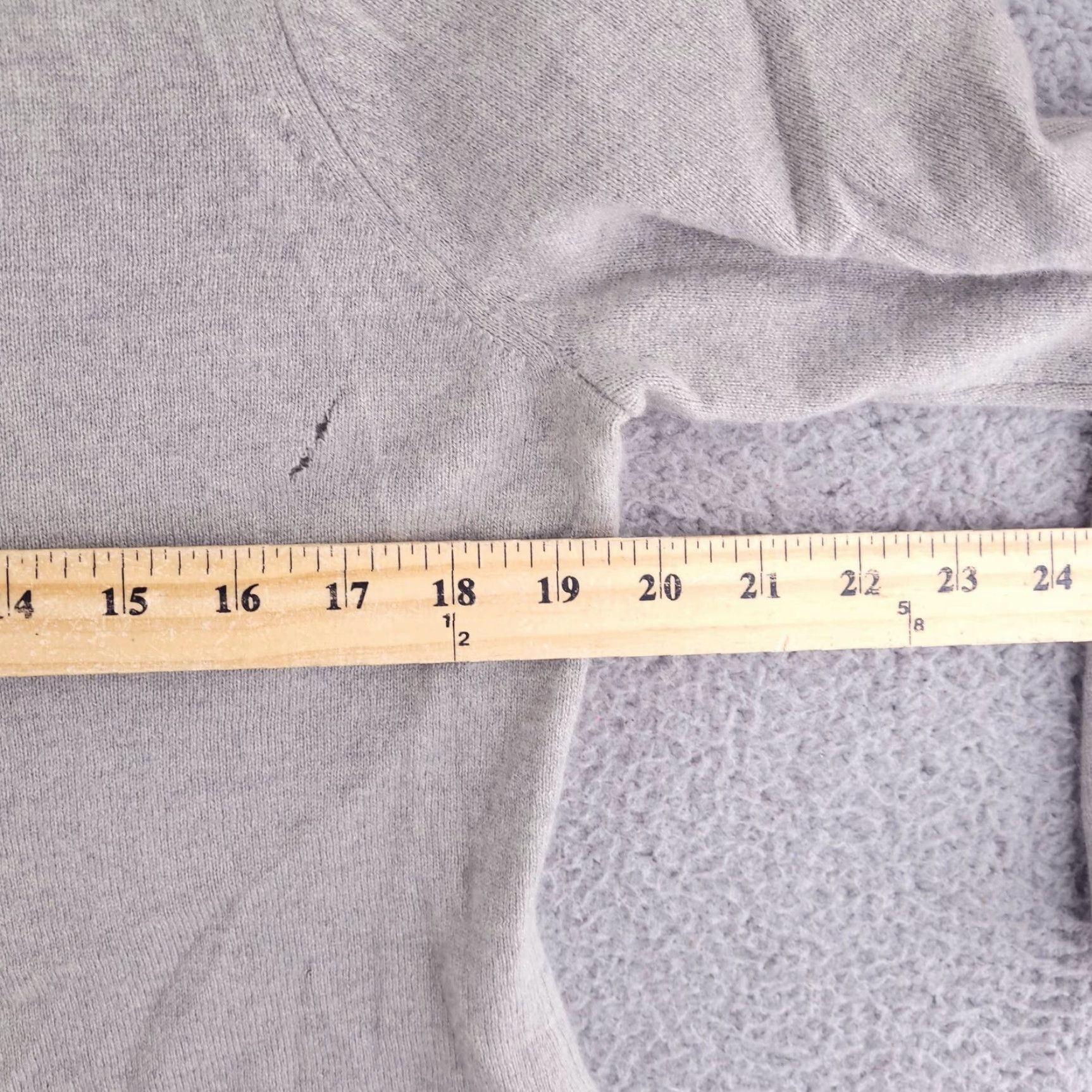 Jones New York Jones New York Sweater Womens Medium V-Neck Gray Knit Size M / US 6-8 / IT 42-44 - 6 Thumbnail