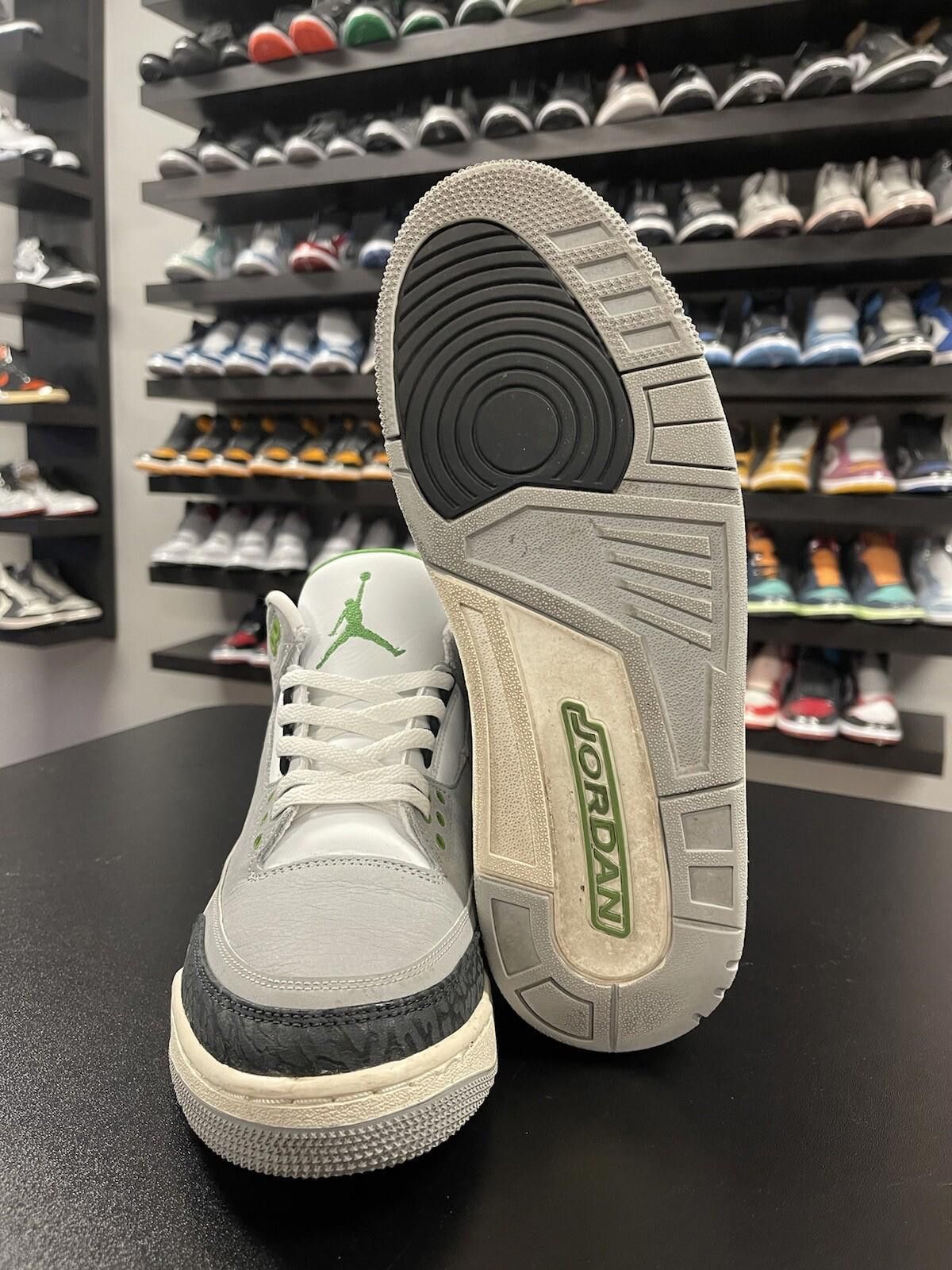 Jordan Brand Size 10 - Nike Air Jordan 3 Retro Chlorophyll 136064-006 OG Size US 10 / EU 43 - 9 Thumbnail