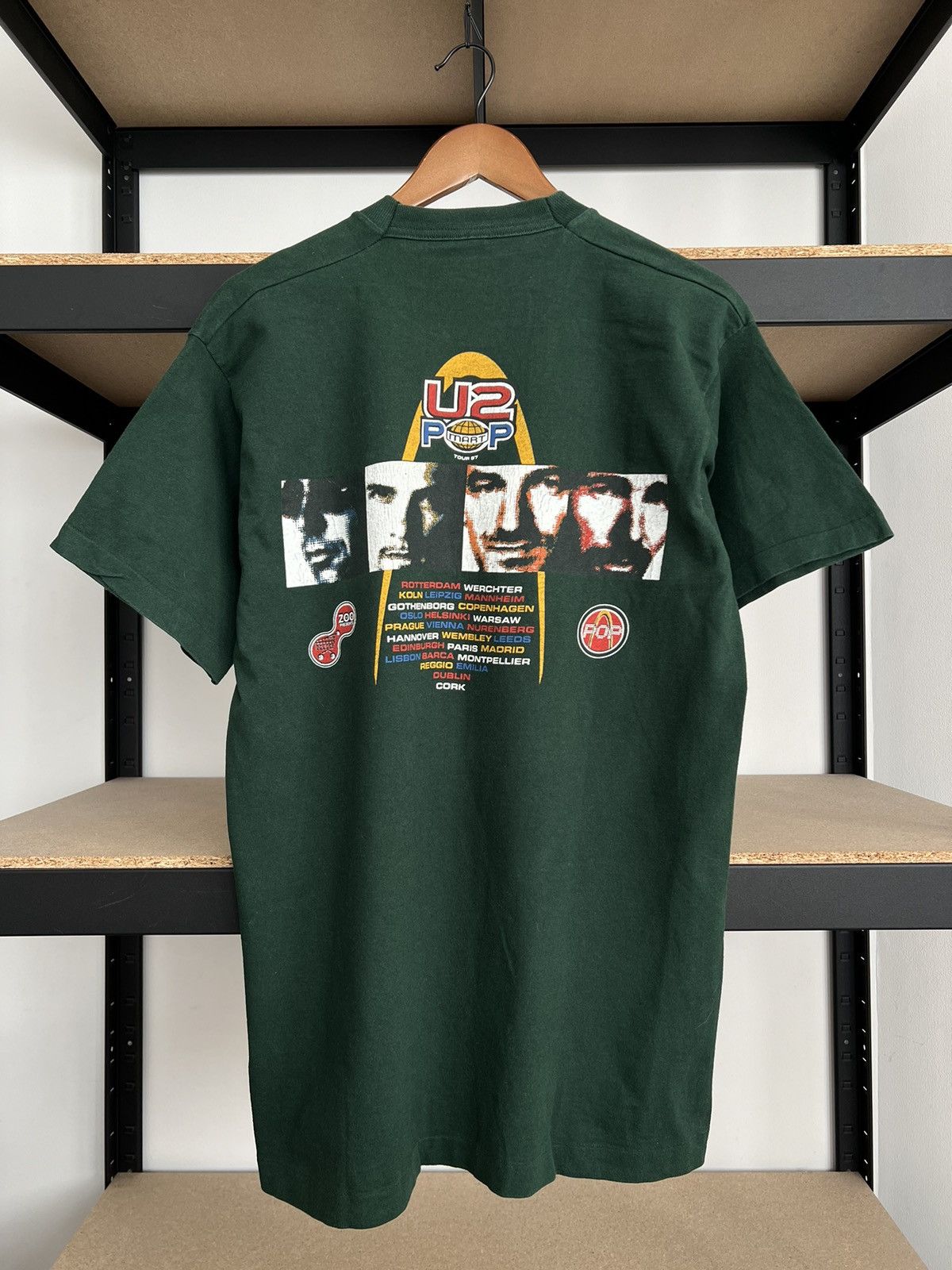 Band Tees Vintage 1997 U2 Popmart Tour Rock Band Green T-shirt Size US L / EU 52-54 / 3 - 4 Thumbnail