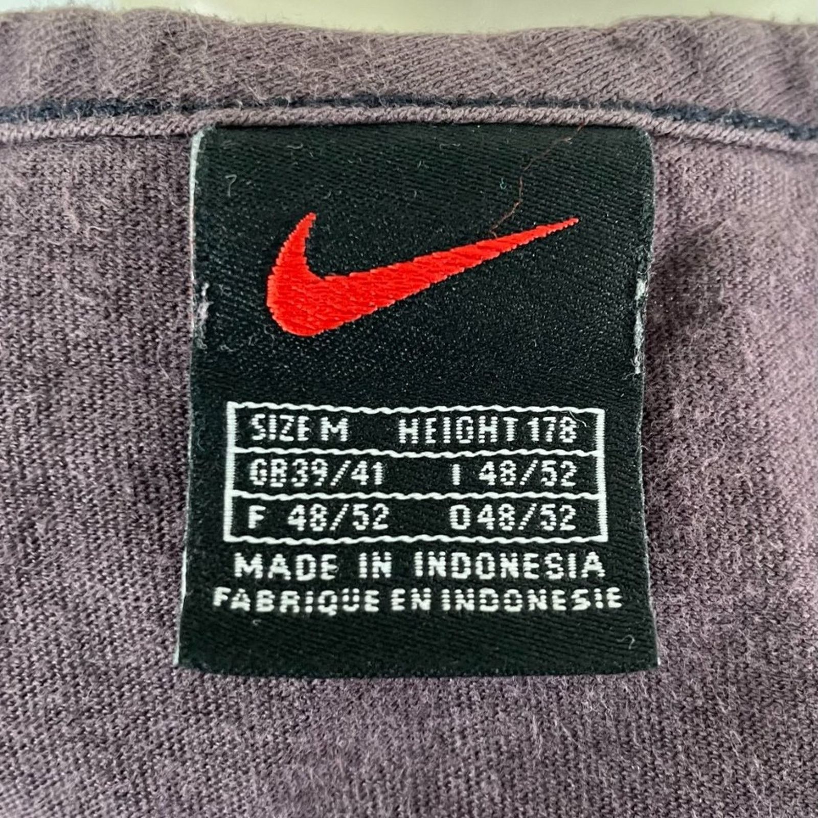 Nike Vintage Nike Unisex Tank, Size M Size US M / EU 48-50 / 2 - 5 Thumbnail