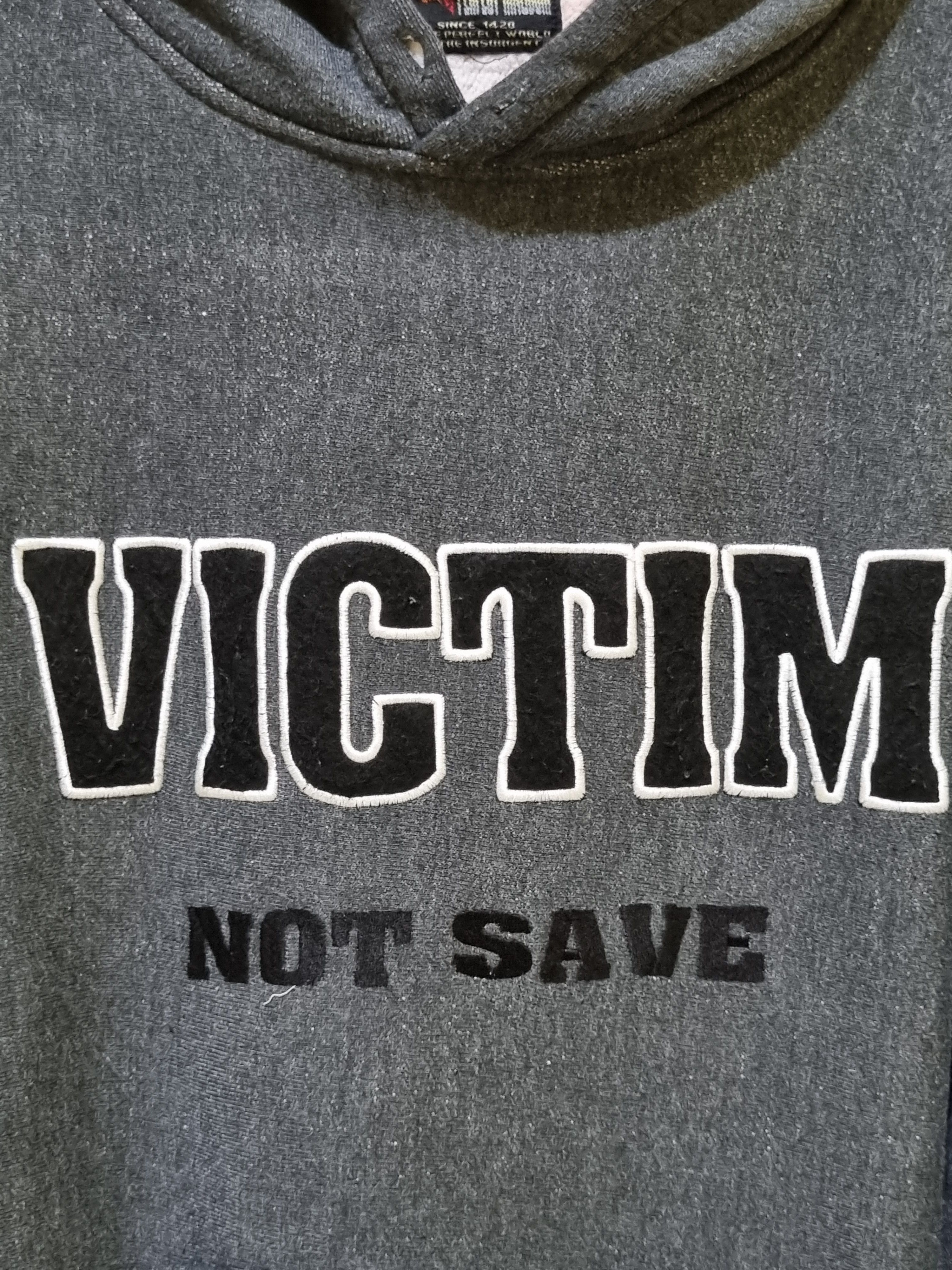 Japanese Brand Vintage Victim Perfect Kingdom Hoodie Size US L / EU 52-54 / 3 - 4 Thumbnail