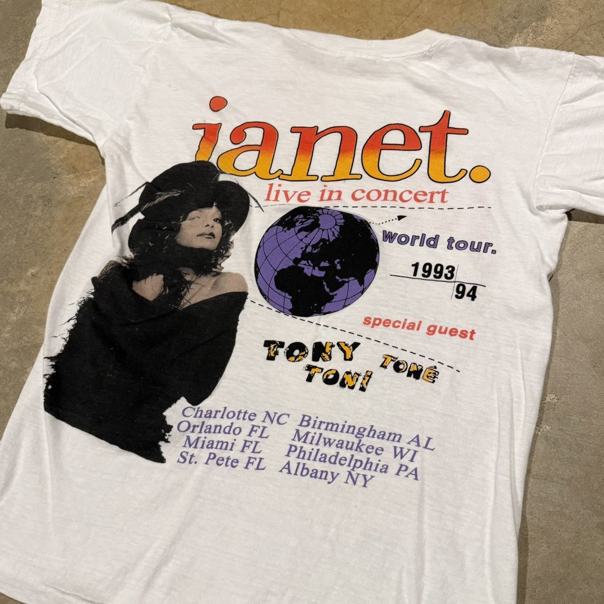 Vintage Vtg 1994 Janet Jackson World Tour Live In Concert Rap Tee Size US M / EU 48-50 / 2 - 6 Thumbnail