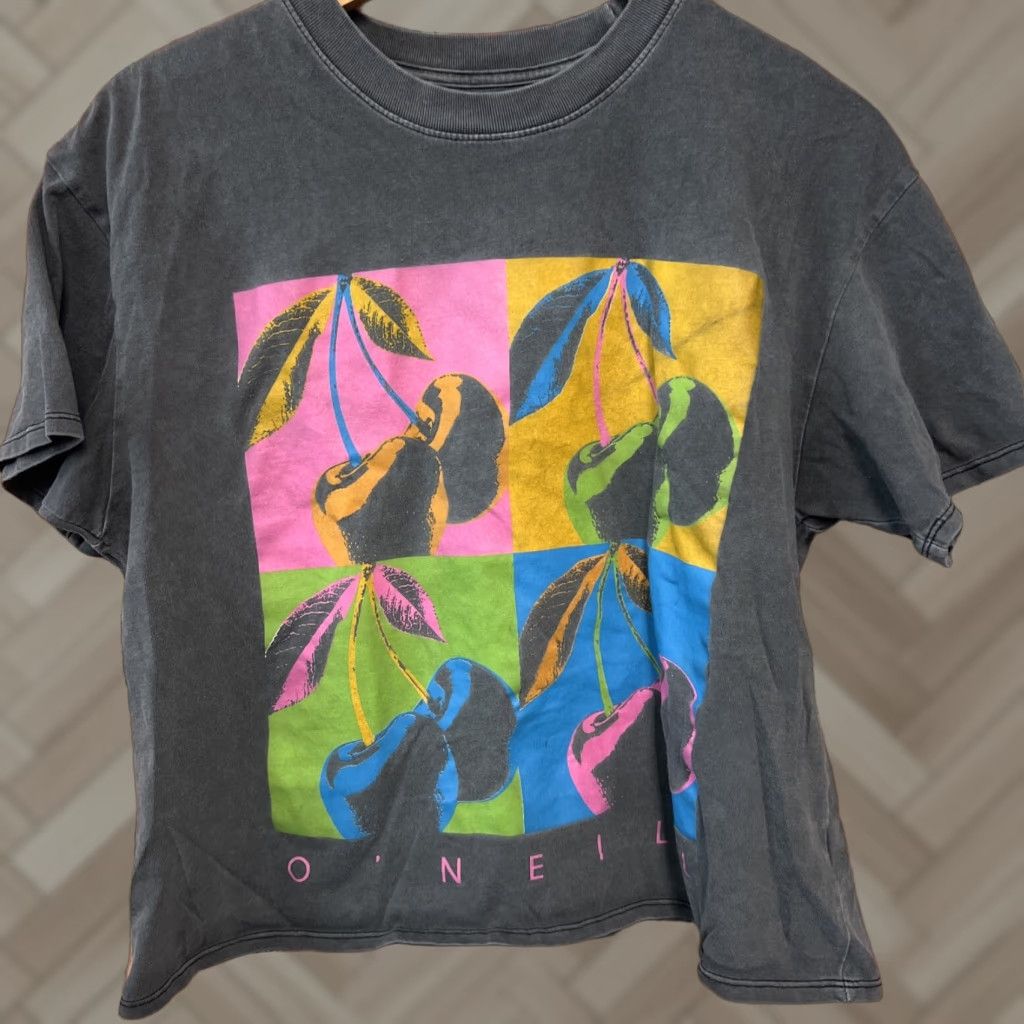 Vintage VINTAGE Oneill Womens Crop Top T-Shirt Gray Cherries Large Size L / US 10 / IT 46 - 1 Thumbnail