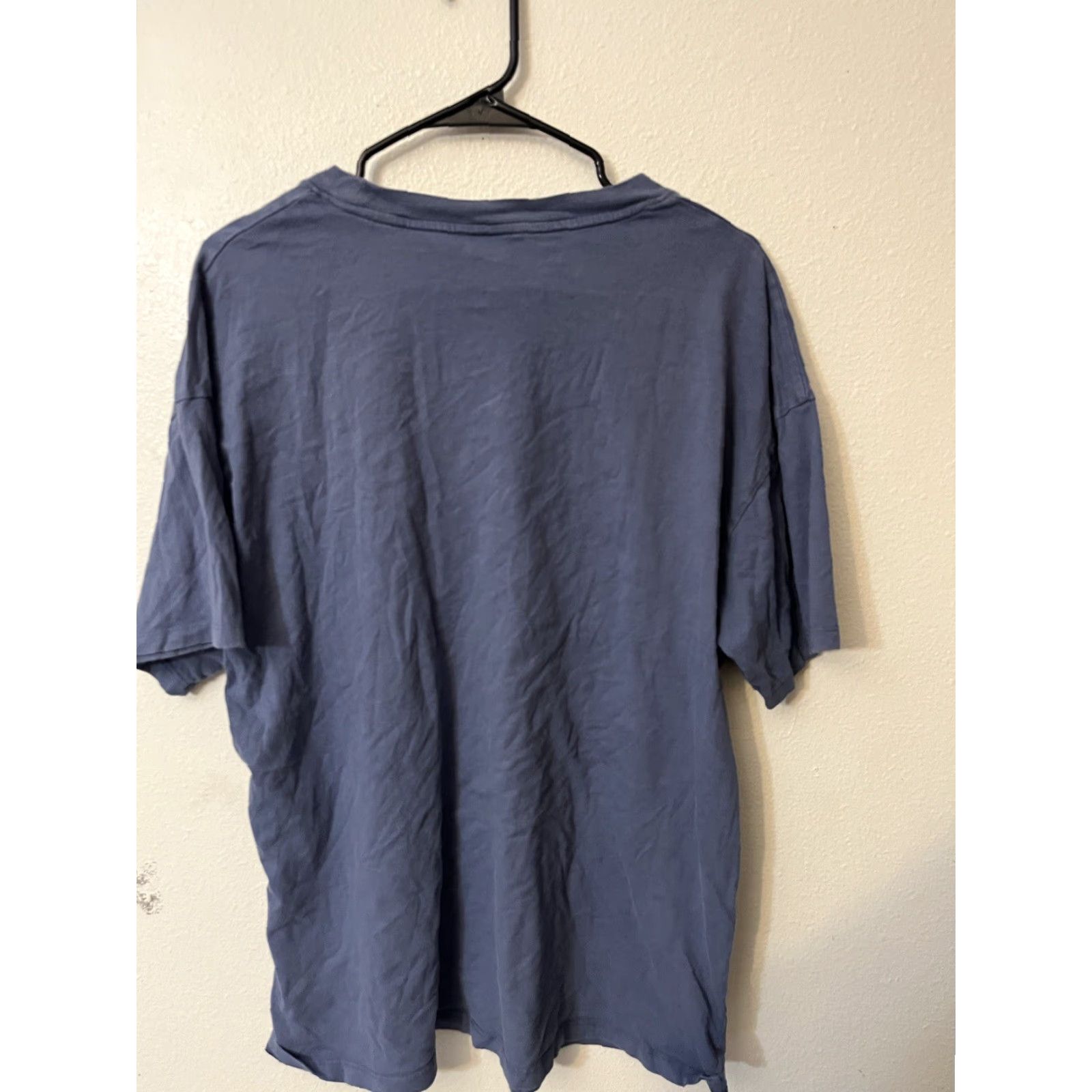 American Eagle Outfitters Vintage Pink Floyd Band Graphic T-Shirt American Eagle Men’s Size M Blue Cotton Size US M / EU 48-50 / 2 - 2 Thumbnail