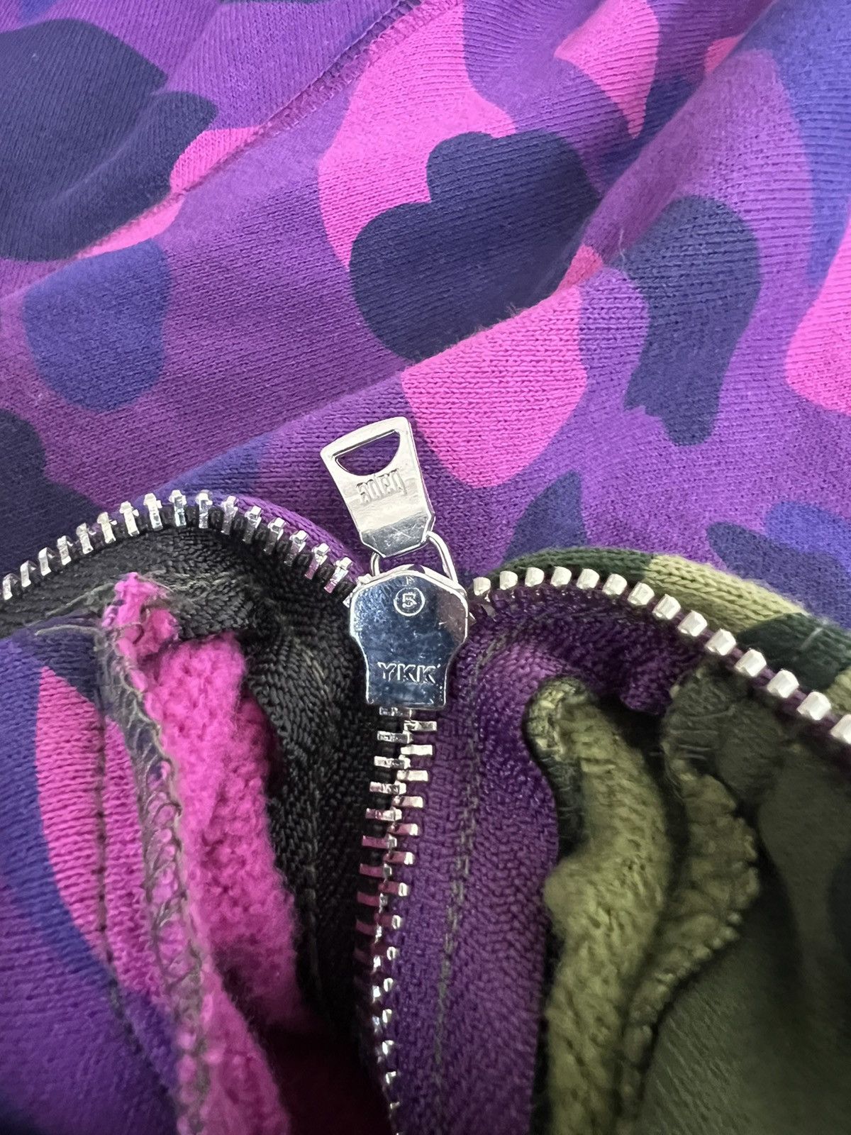 Bape FW22 BAPE Camo Color Green Purple Shark Full Zipper Hoodie Size US L / EU 52-54 / 3 - 8 Thumbnail