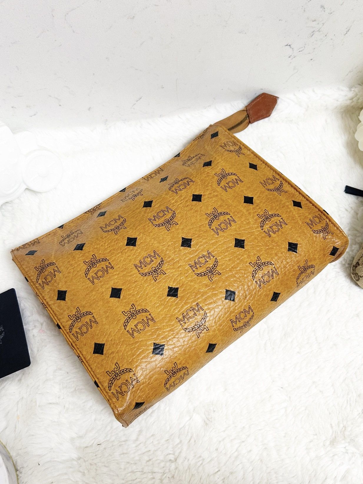 MCM Authentic MCM Cognac Monogram XL Cosmetic Bag / Clutch Size ONE SIZE - 3 Thumbnail