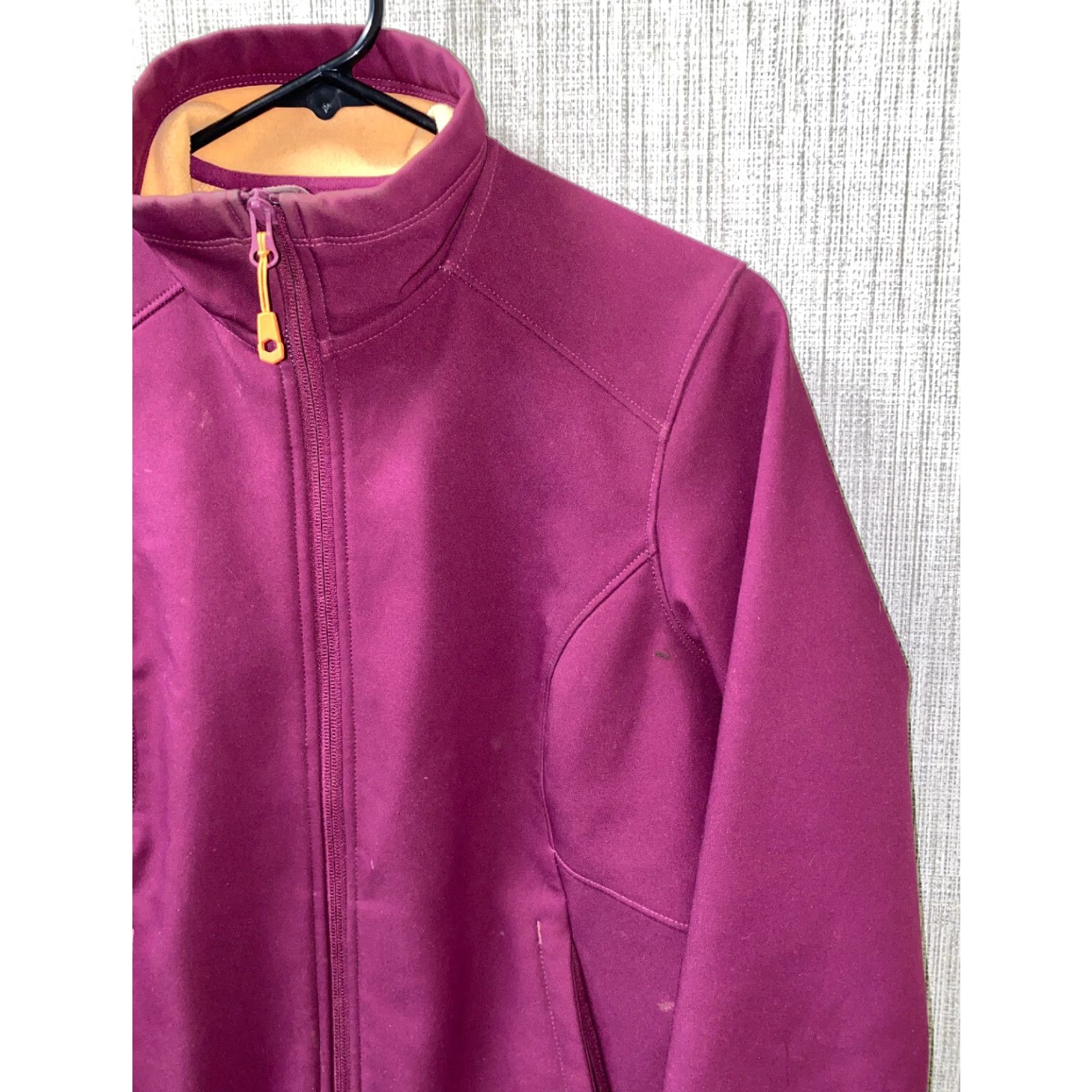 Mountain Hardwear Mountain Hardwear Jacket Womens Purple Fleece Lined Full Zip S Size Regular Soft Shell Coat Size S / US 4 / IT 40 - 2 Thumbnail