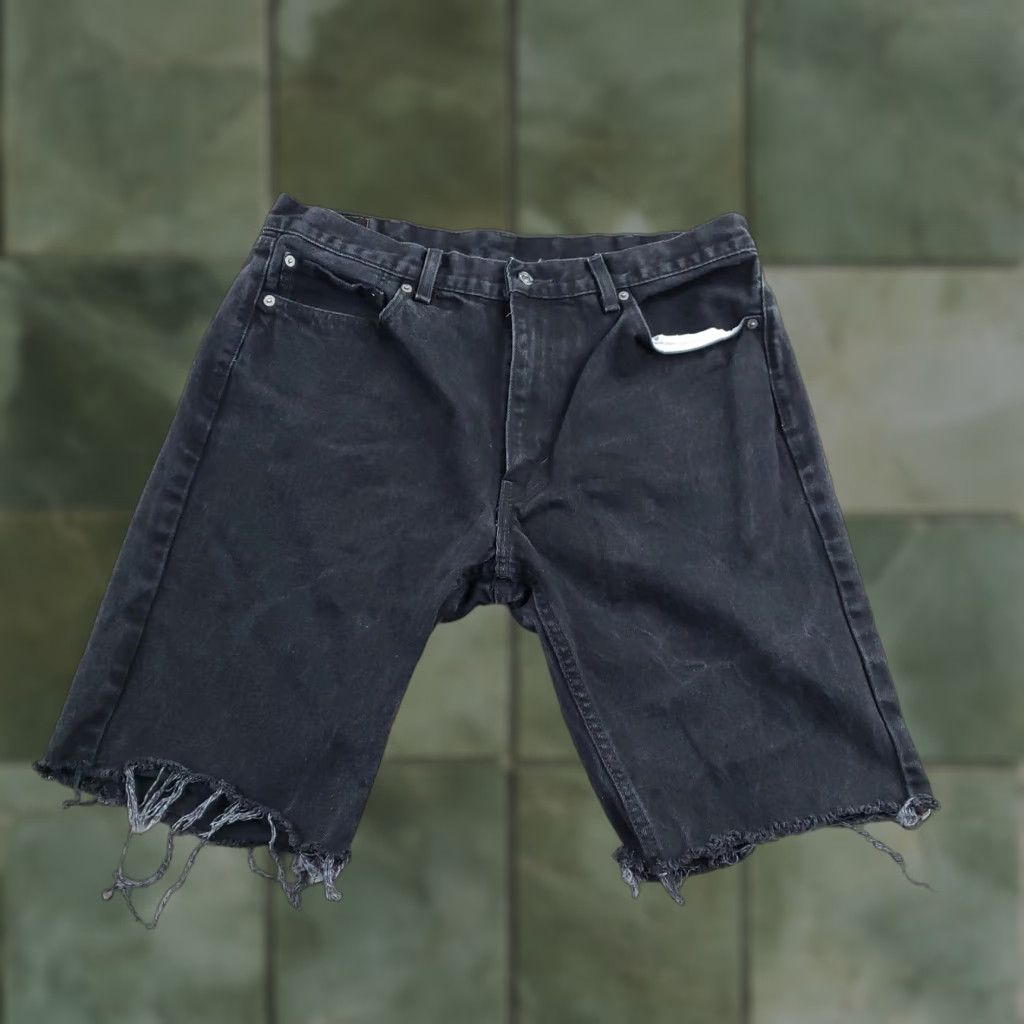 Levi's Levi's 505 Shorts Mens 38 Black Bermuda Distressed 10 Inseam 5-Pocket Zip Fly Denim Cotton Regular Inseam 10 in Mens Size US 38 / EU 54 - 1 Thumbnail