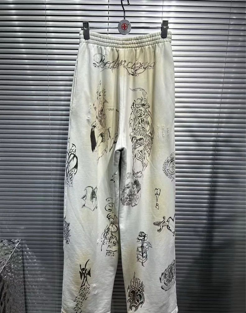 Balenciaga size S Tattoos, tattoos, mud-dyed graffiti pant