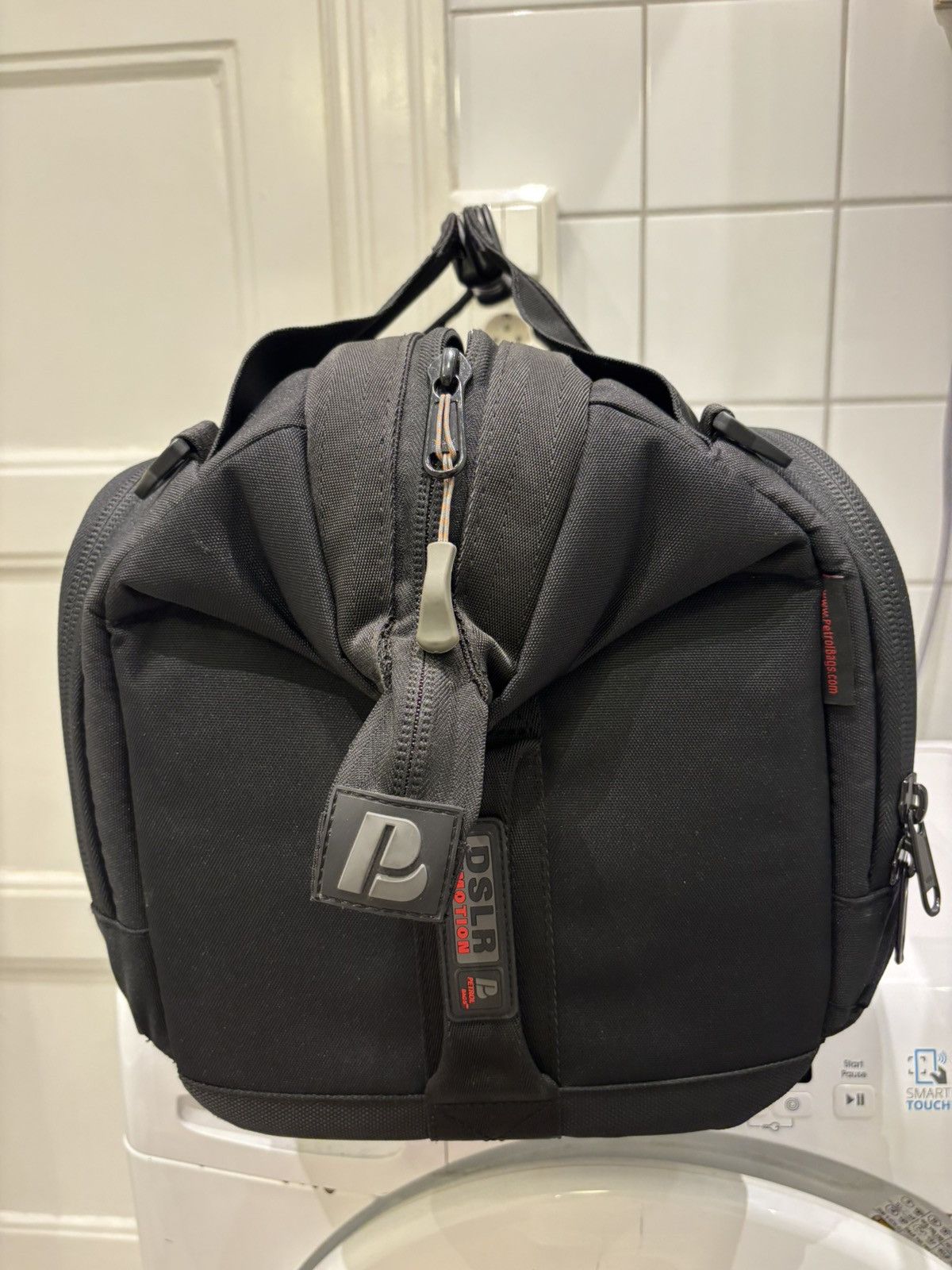 Petrol Industries Petrol PD443 Dr. D-SLR Camera Bag Size ONE SIZE - 4 Thumbnail
