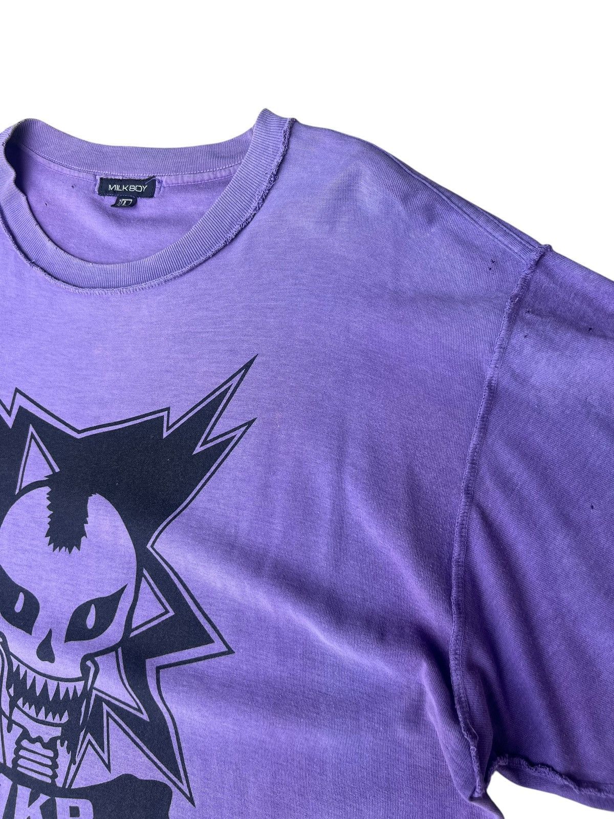 20471120 Trashed Vintage MilkBoy Japan Mad Killa Blood Faded Tees Size US L / EU 52-54 / 3 - 9 Thumbnail
